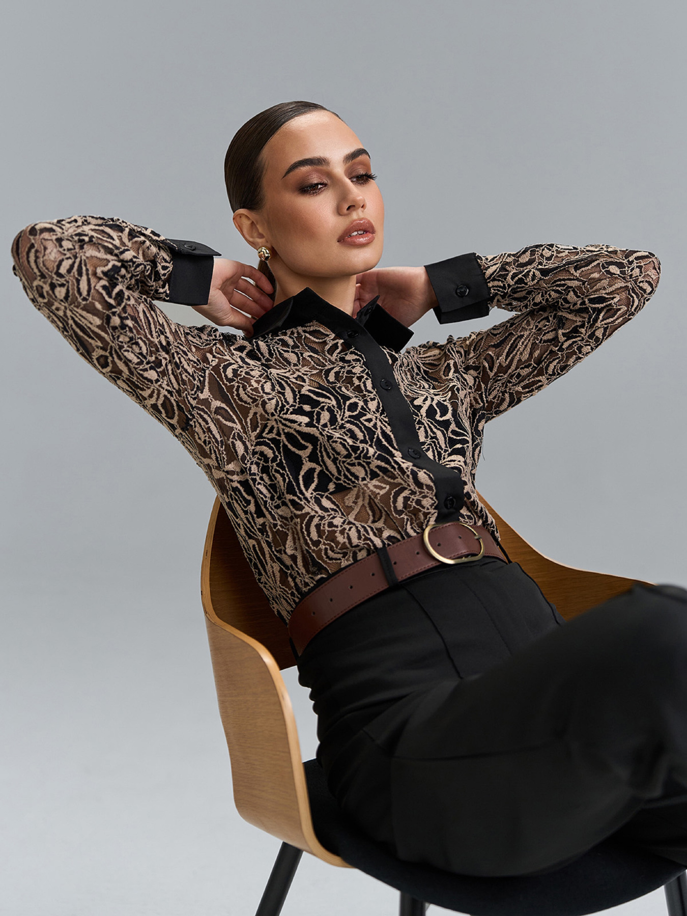 Жіночі сорочки модель 15516_черный_бежевый Фото