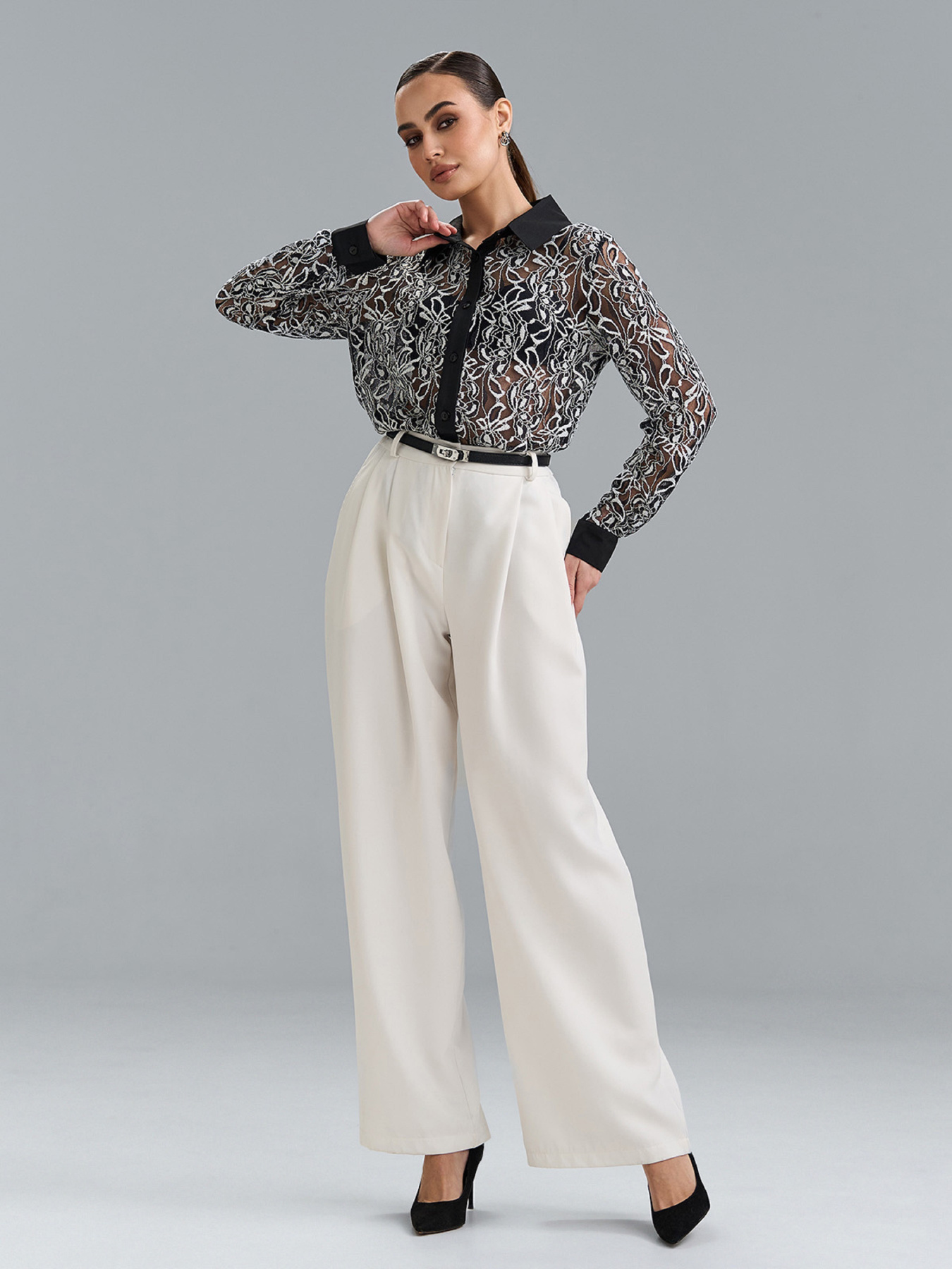 Жіночі сорочки модель 15516_черный_белый Фото