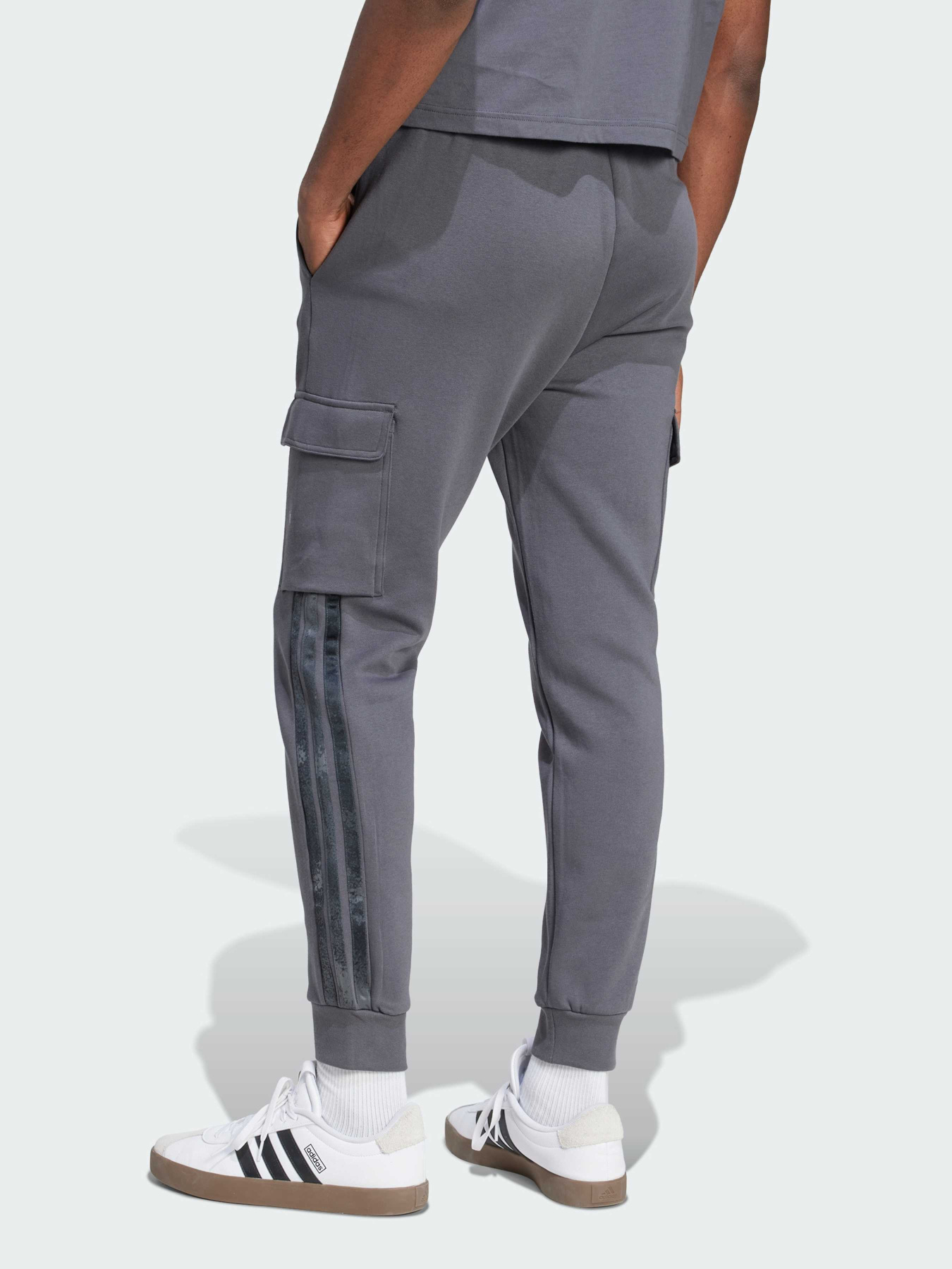 Джоггеры Adidas модель JM1716 Джоггеры Adidas модель JM1716 Фото