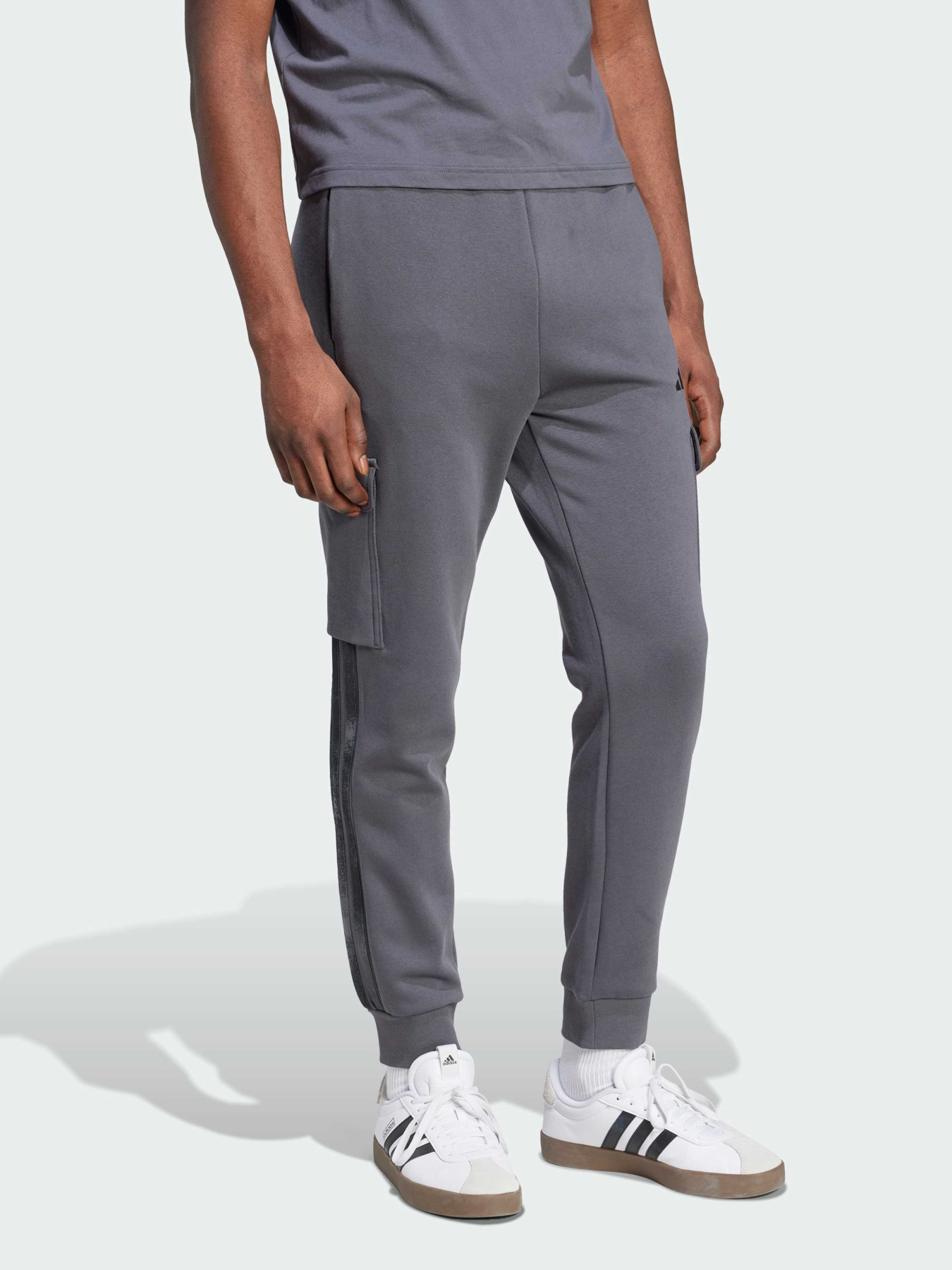 Джоггеры Adidas модель JM1716 Джоггеры Adidas модель JM1716 Фото