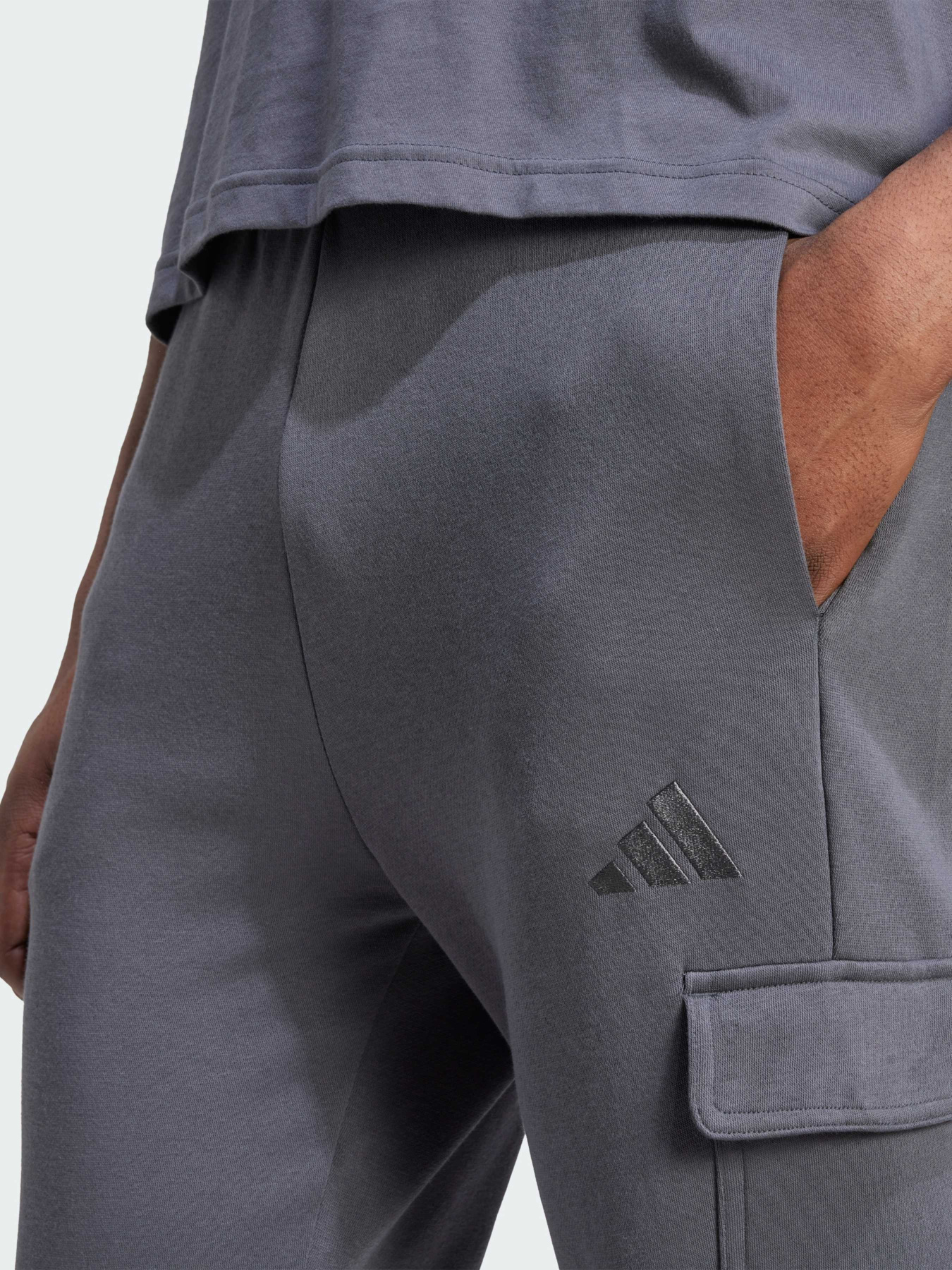 Джоггеры Adidas модель JM1716 Джоггеры Adidas модель JM1716 Фото