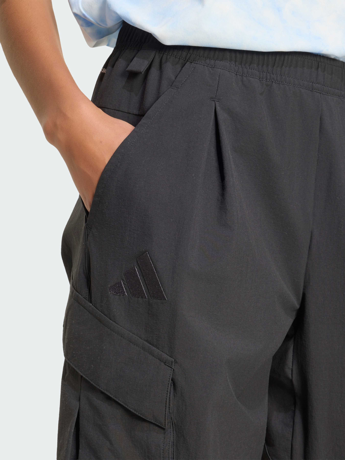 Штаны спортивные Adidas модель KE5004 Штаны спортивные Adidas модель KE5004 Фото