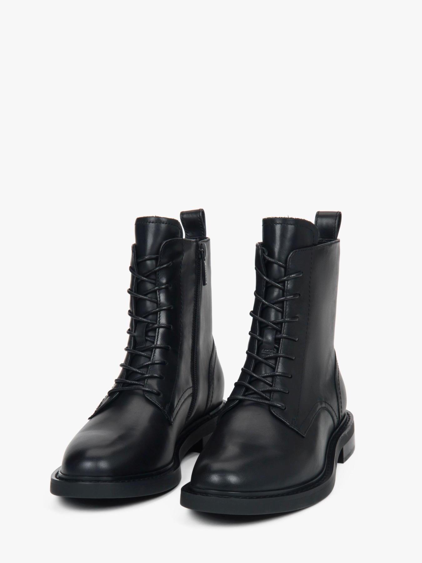 Ботинки Estro модель 211-630-1-101 Фото