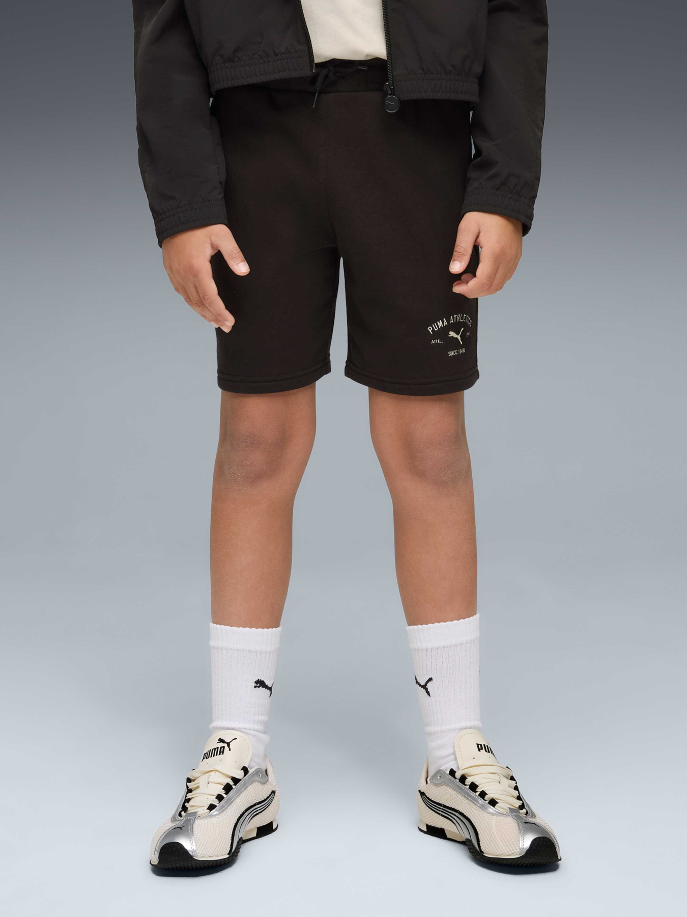 Дитячі шорти PUMA Class Graphic Shorts Youth модель 692534 Фото