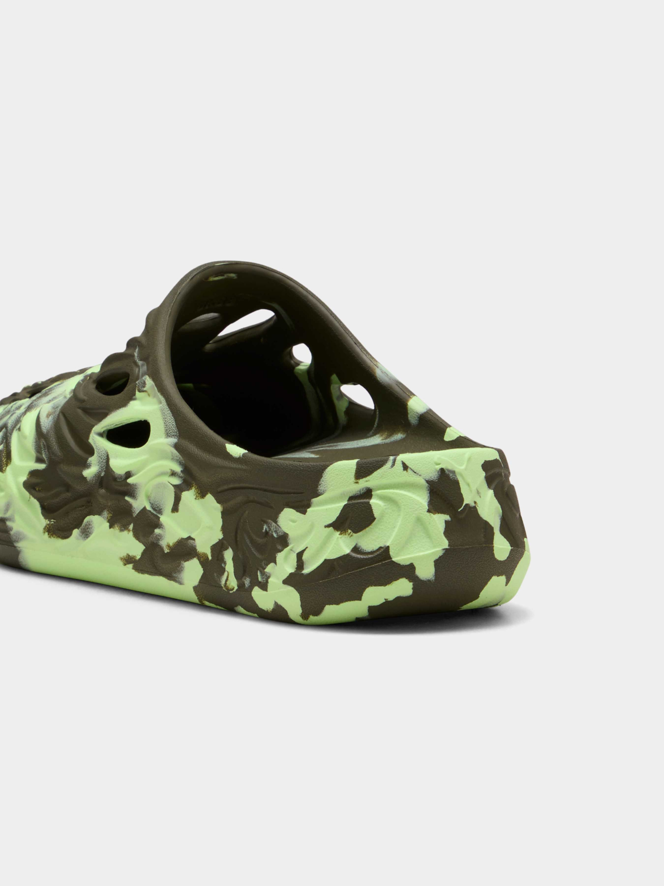 Шлёпанцы PUMA модель 397665 Фото