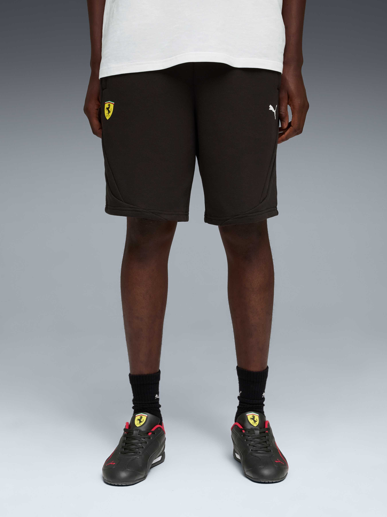 Повсякденні шорти PUMA Ferrari Pm1 Sweat Shorts модель 634245 Повсякденні шорти PUMA Ferrari Pm1 Sweat Shorts модель 634245 Фото