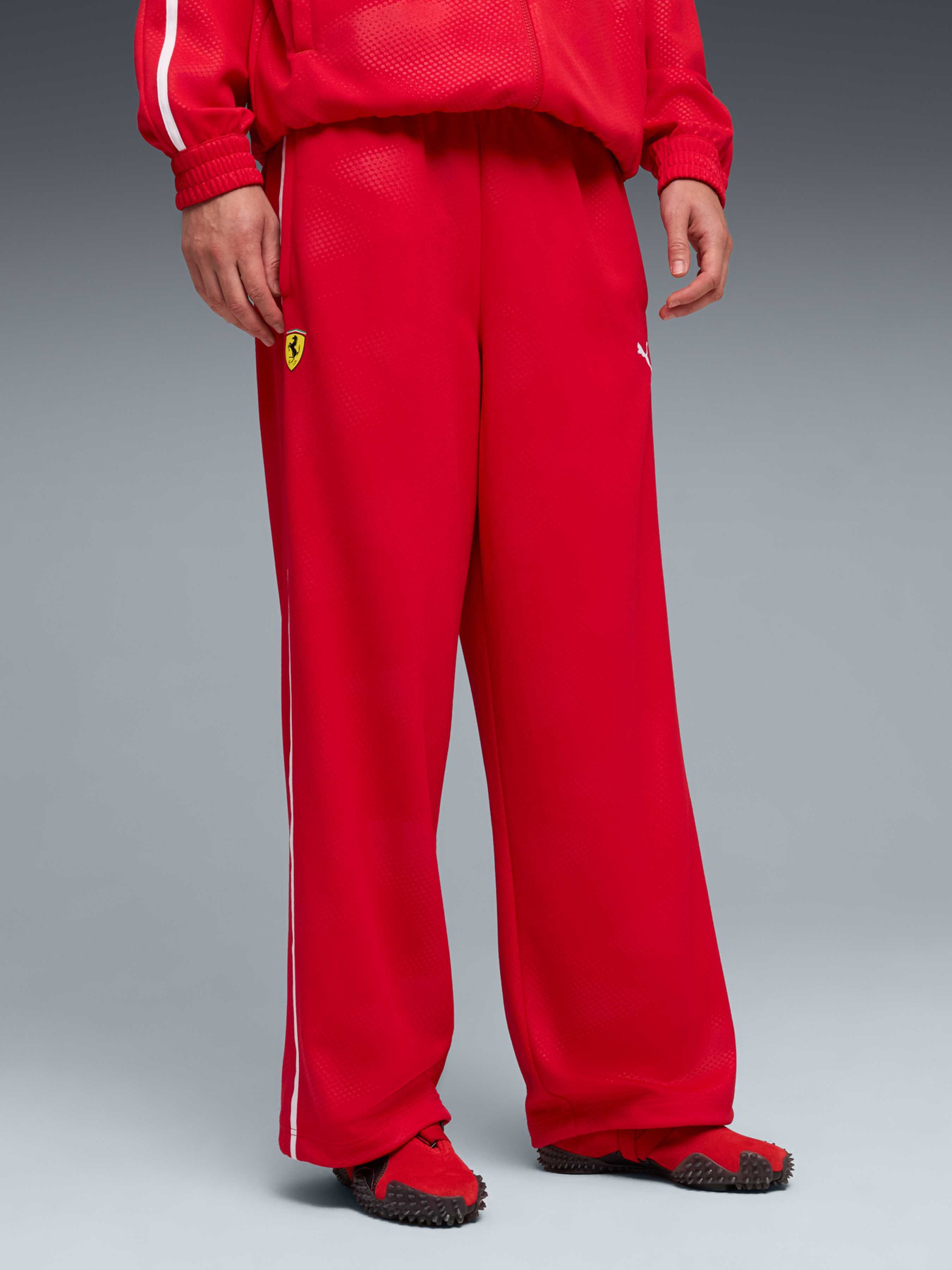 Спортивні штани PUMA Ferrari T7 Oversized Pant модель 634233 Фото