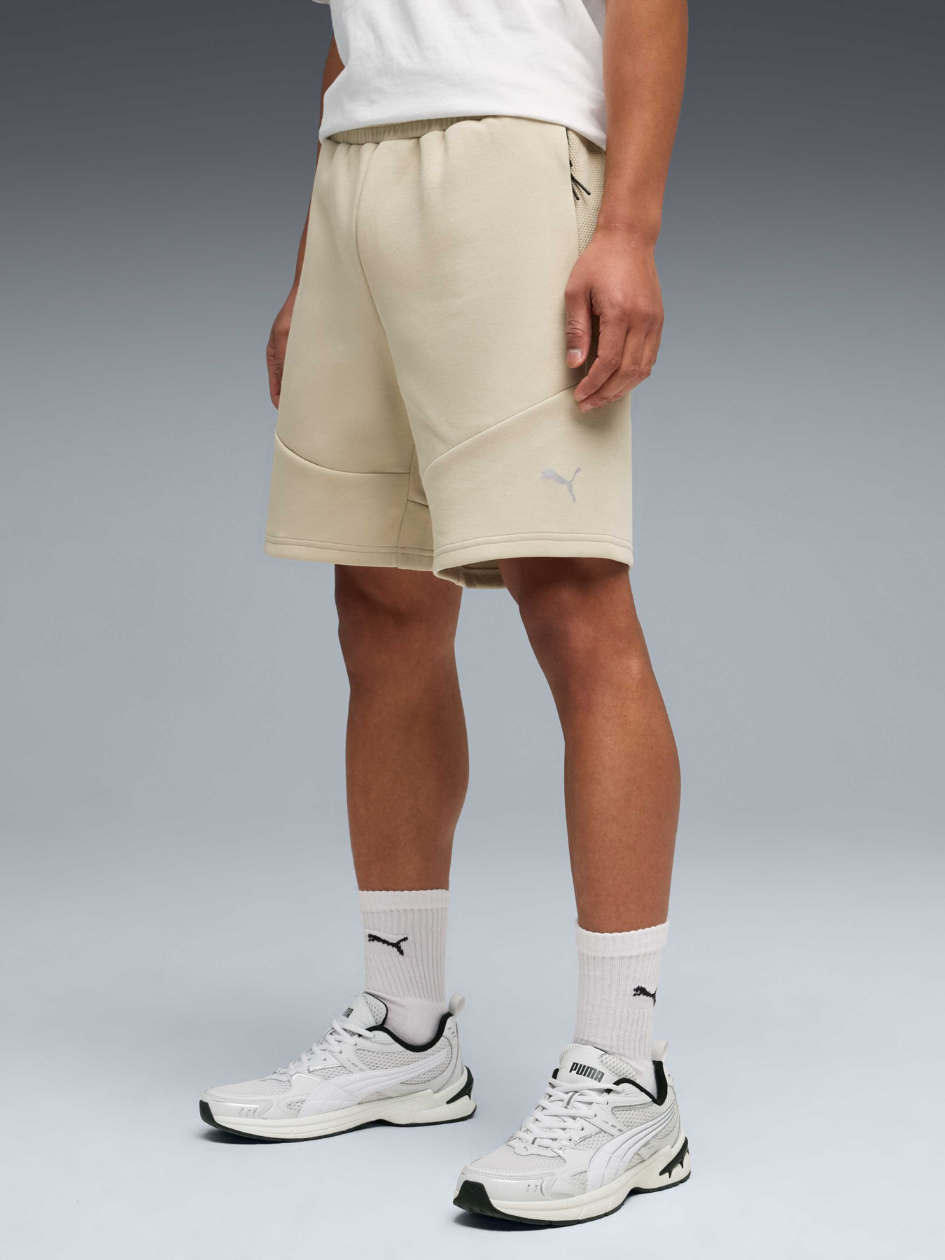 Шорти Evostripe Shorts Men модель 692192 Фото