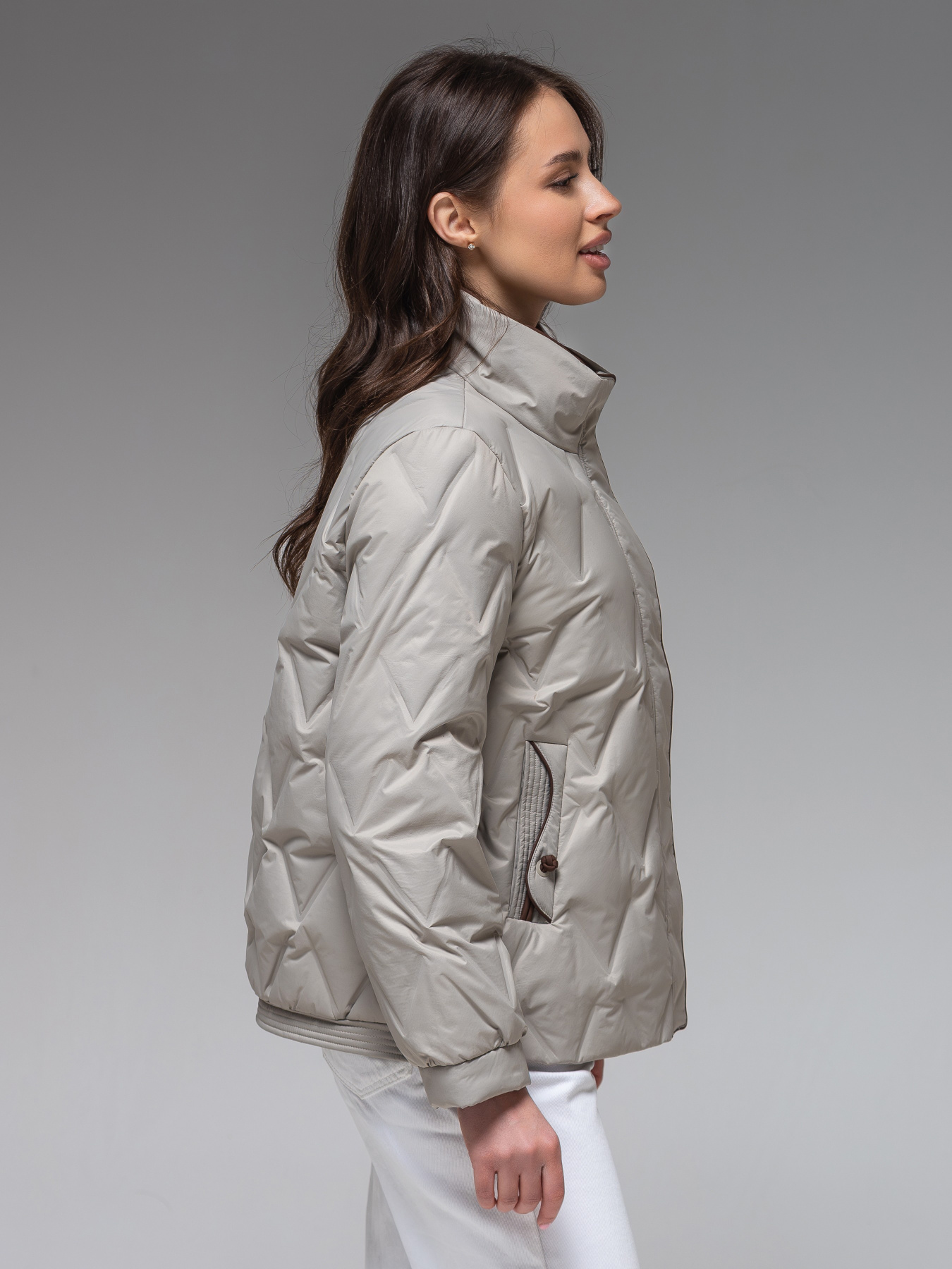 Демісезонна жіноча куртка ультралегка весна-осінь Viva Wear модель 88566 модель 88566-milky Фото