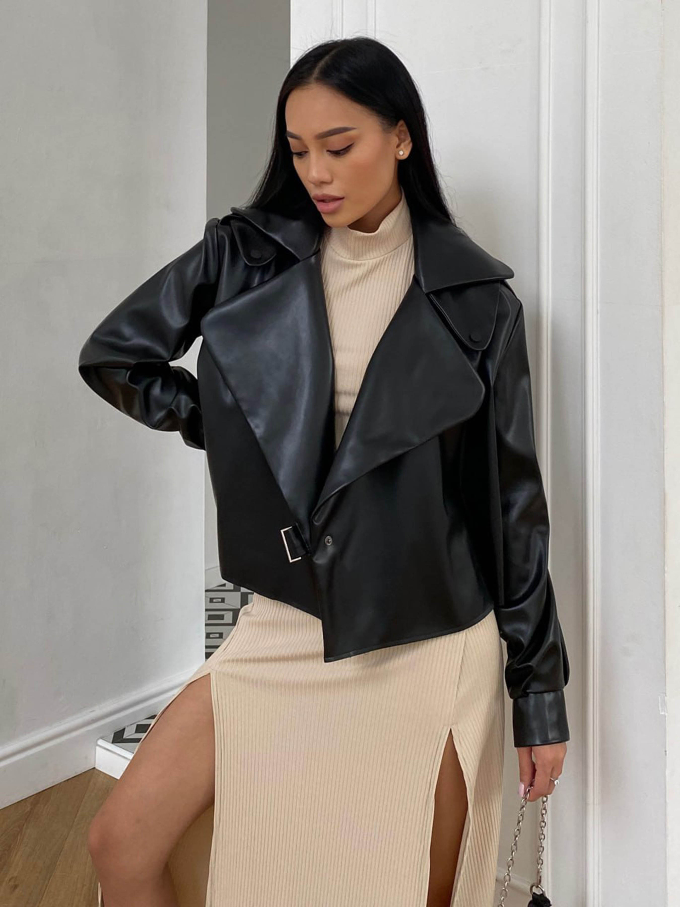 Шкіряна куртка Jadone Fashion модель Deyt_chor Фото