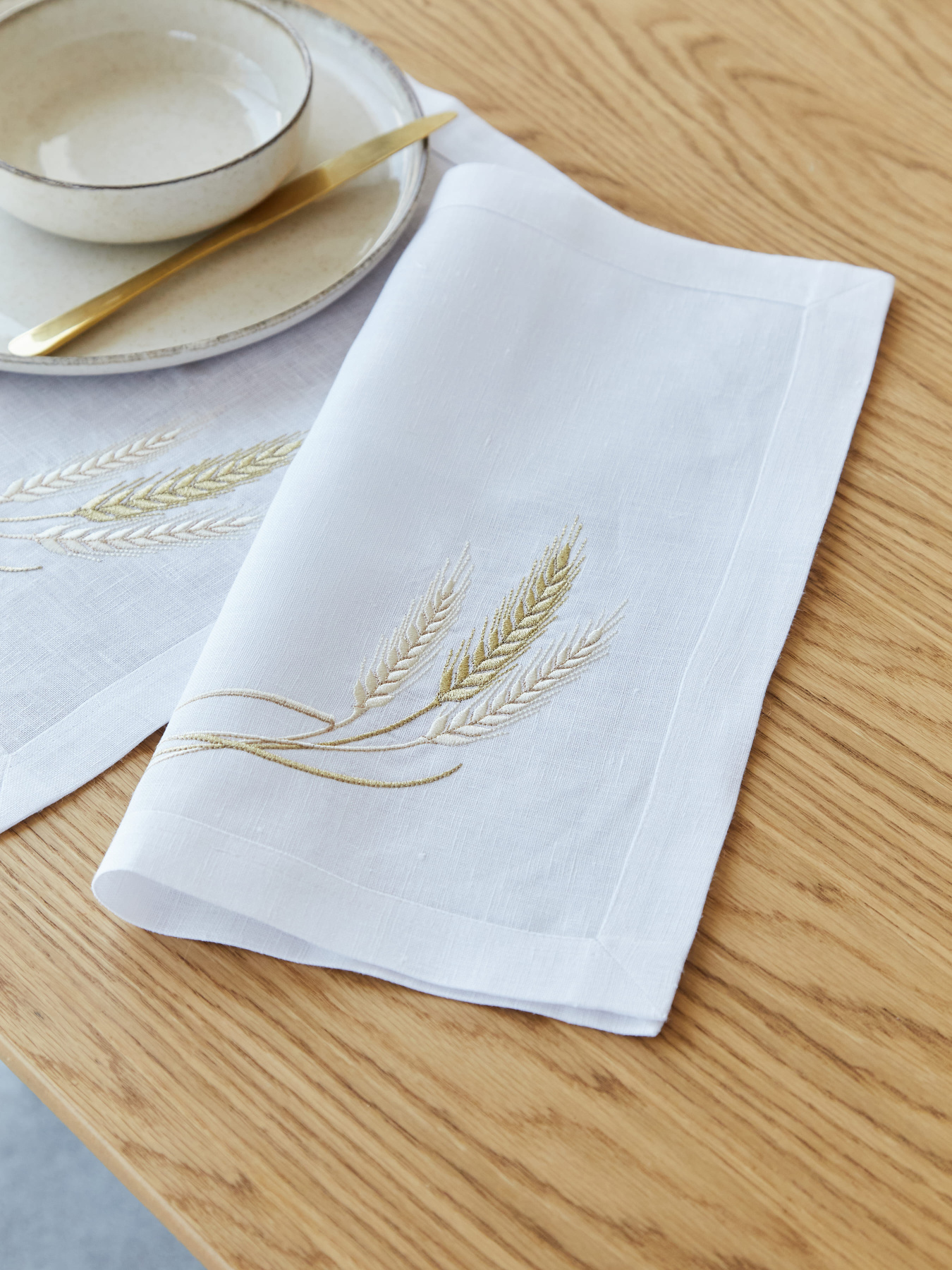 Серветка "Пшеничне поле" біла Едельвіка модель 362-22/09 Фото