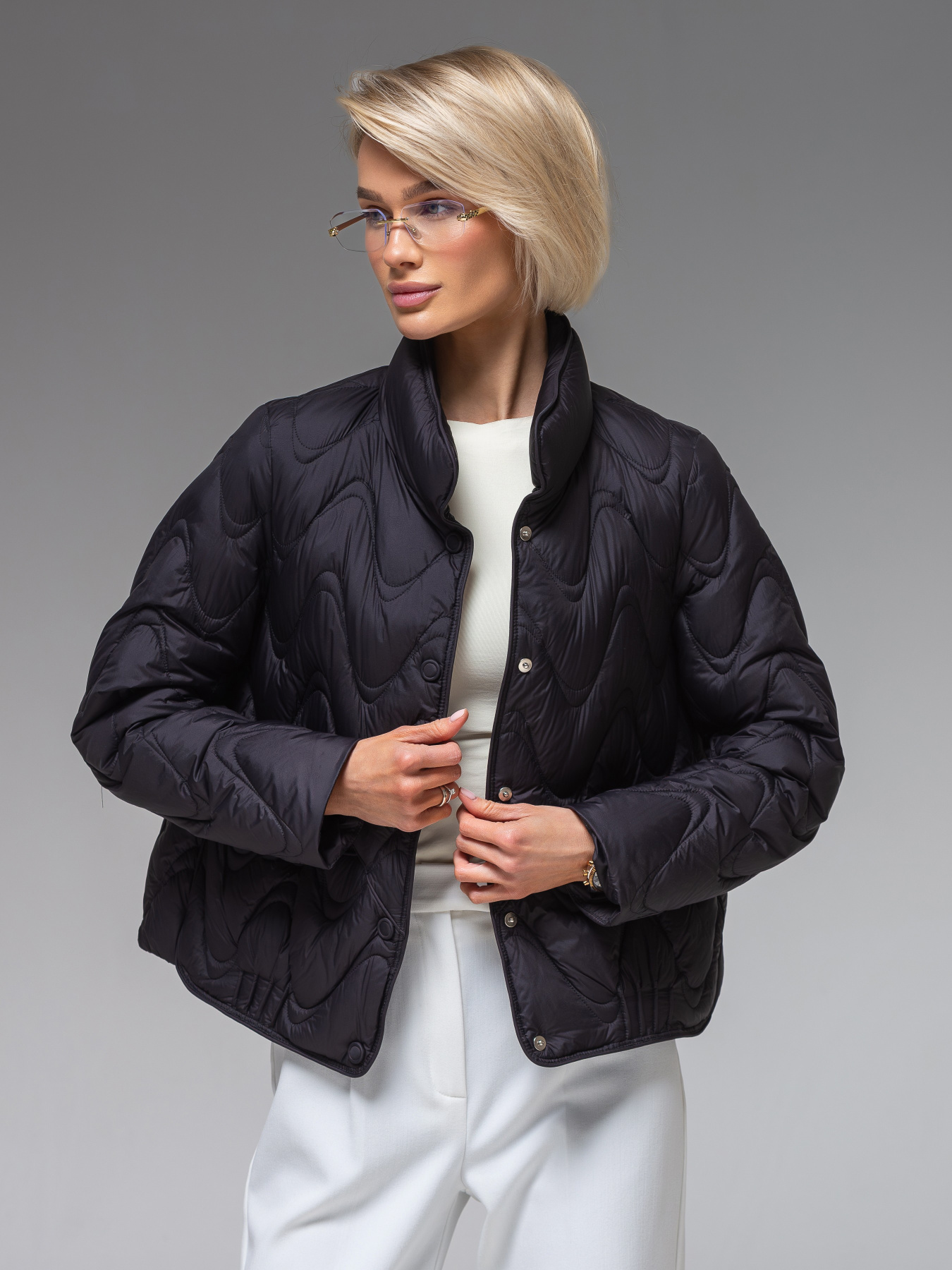 Демісезонна жіноча куртка ультралегка весна-осінь Viva Wear модель 6886 модель 6886-black Фото