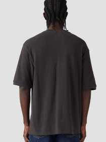 Чоловіча чорна футболка модель 001MN;0002 Фото