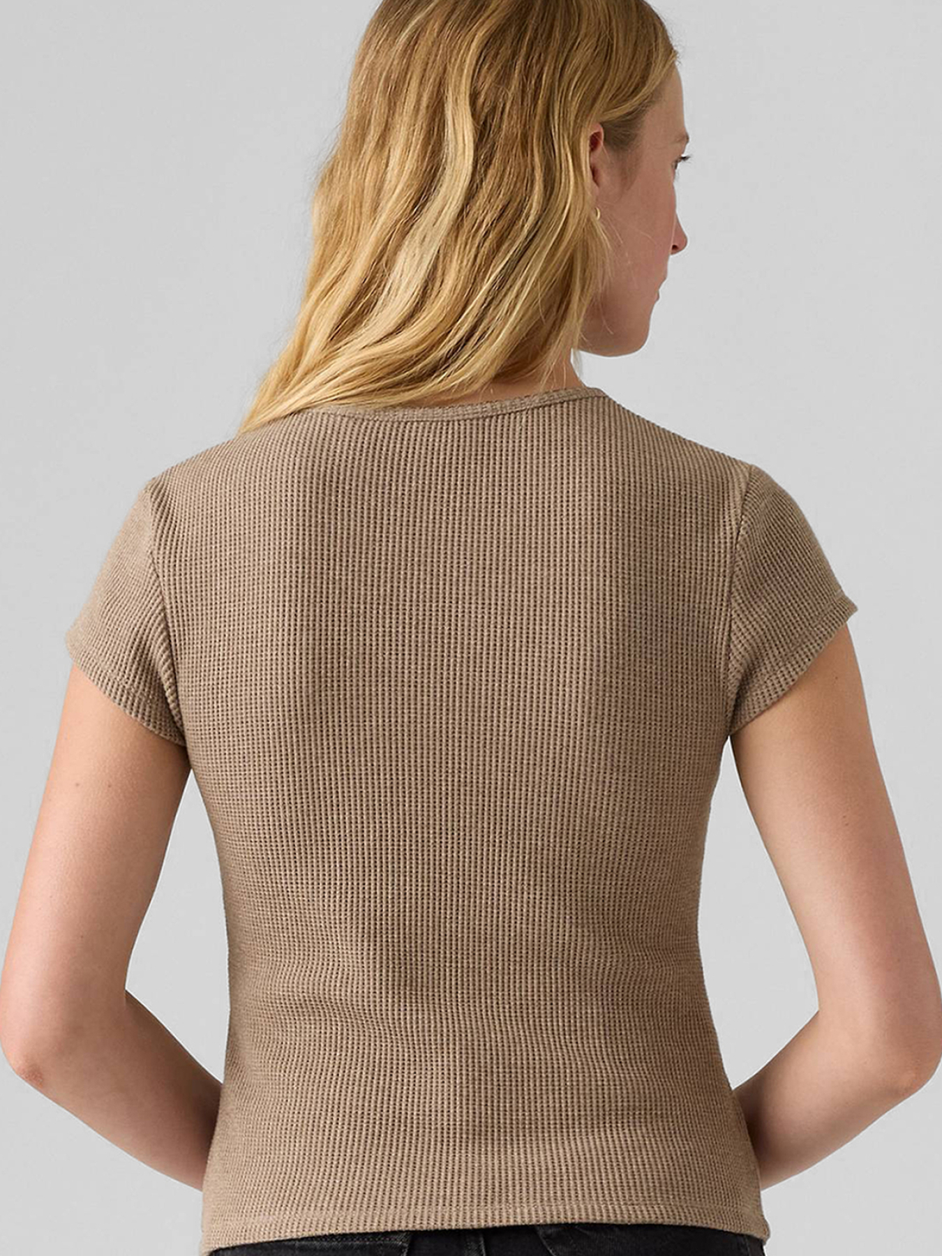 Жіноча бежева футболка модель 003PW;0003 Фото