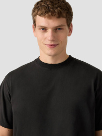 Мужская черная футболка модель 0049F;0025 Фото