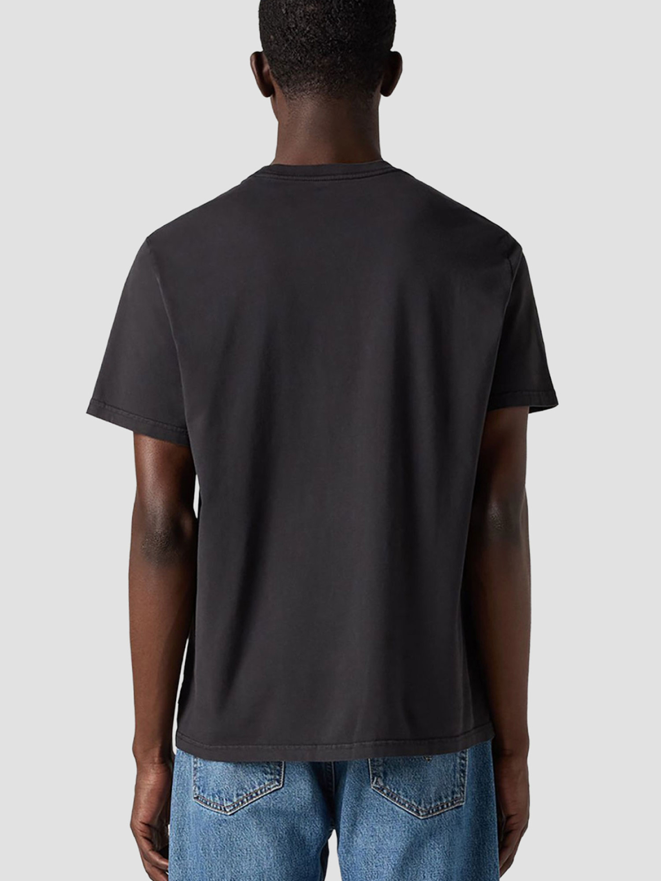 Чоловіча чорна футболка модель 16143;1685 Фото