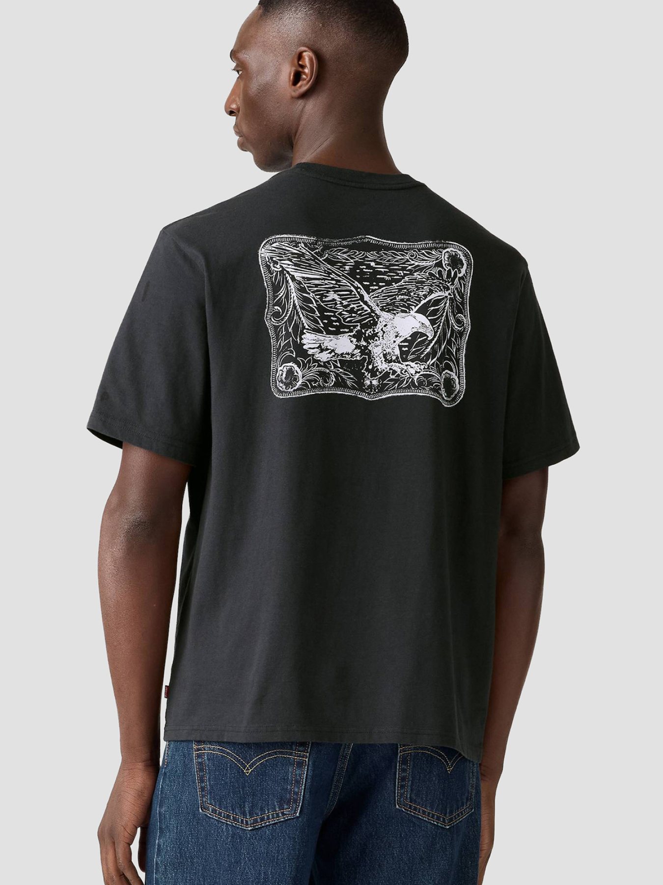 Чоловіча чорна футболка модель 16143;1821 Фото