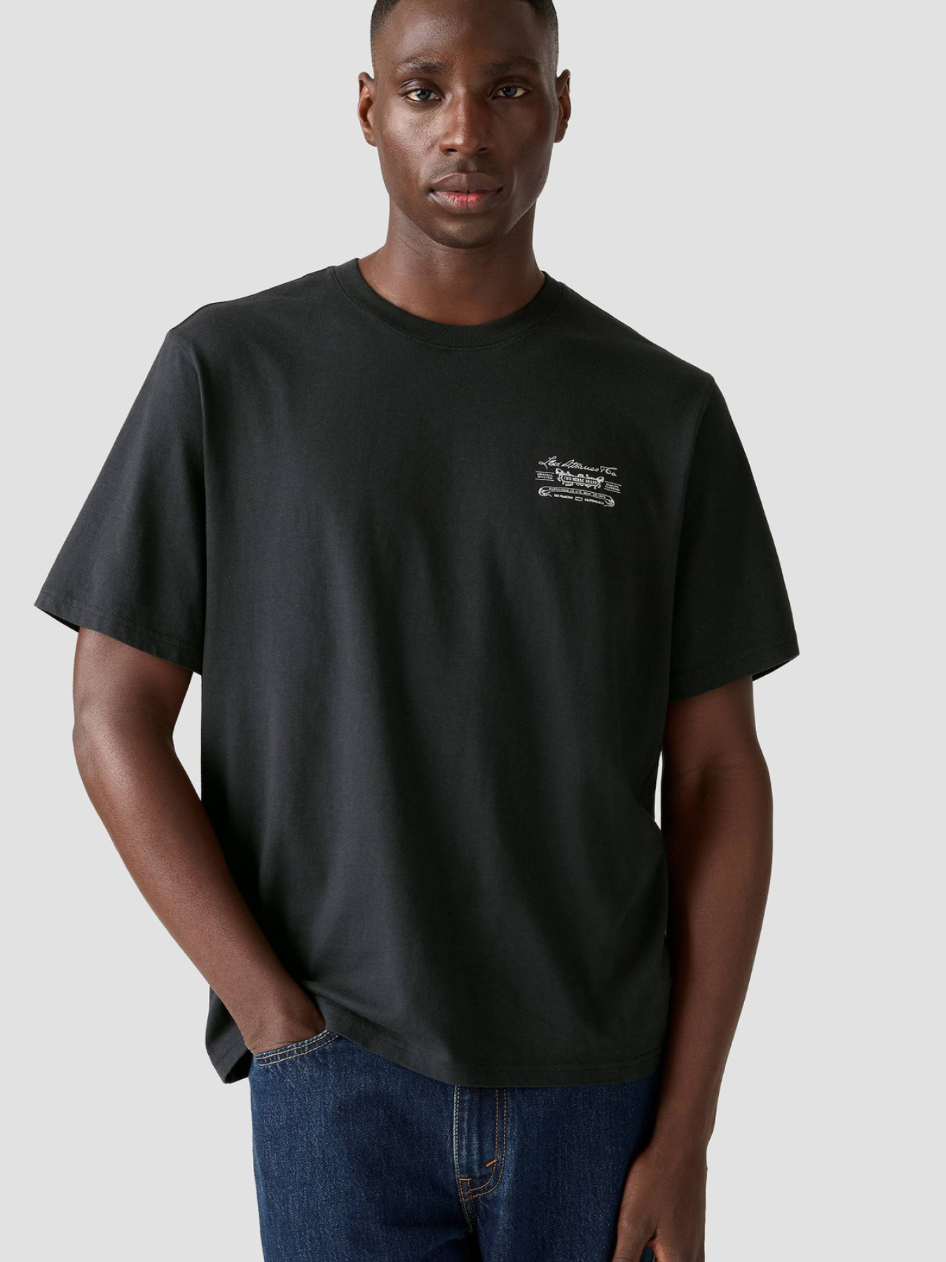 Чоловіча чорна футболка модель 16143;1821 Фото