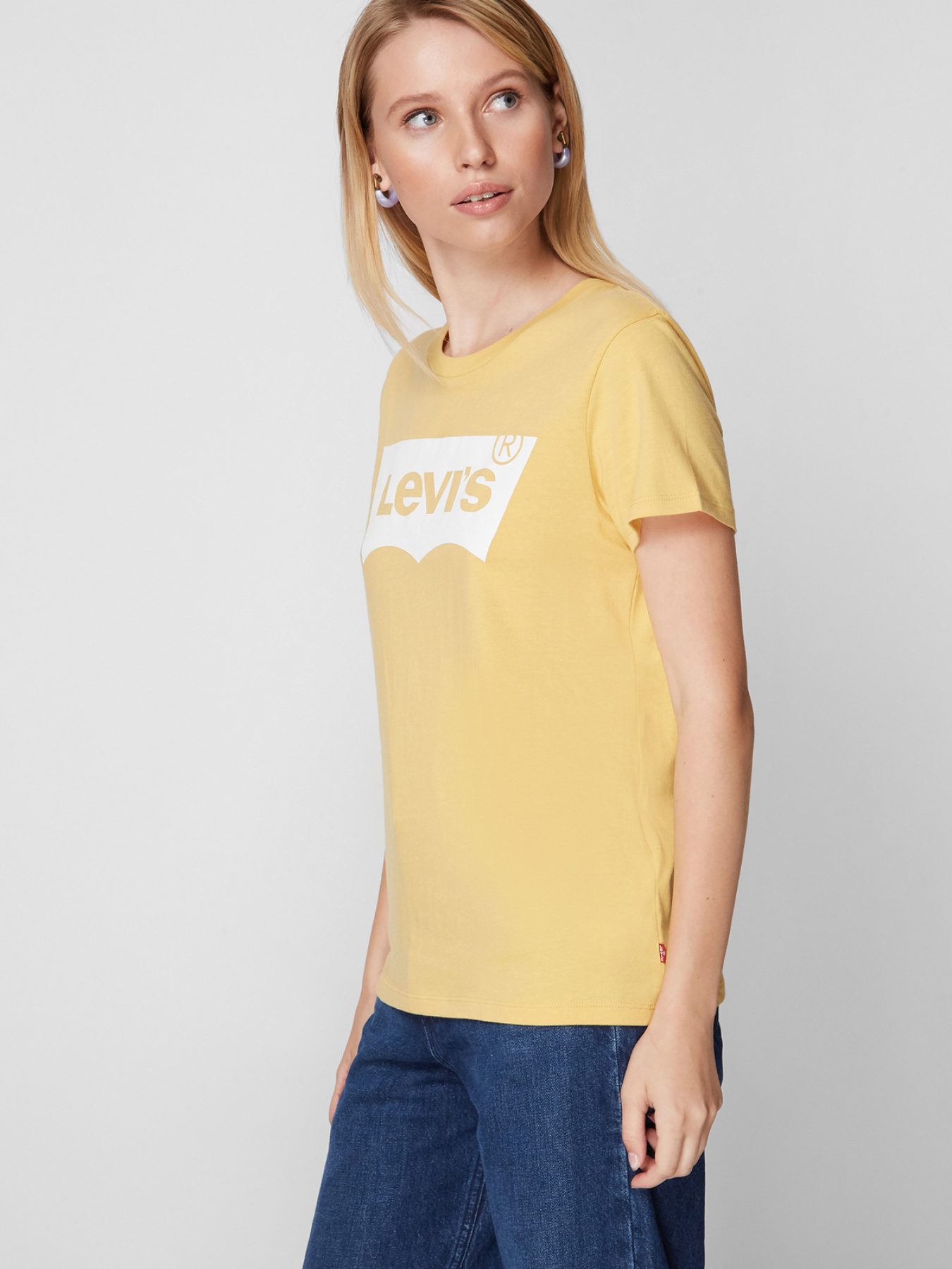 Жіноча жовта футболка модель 17369;0778 Фото