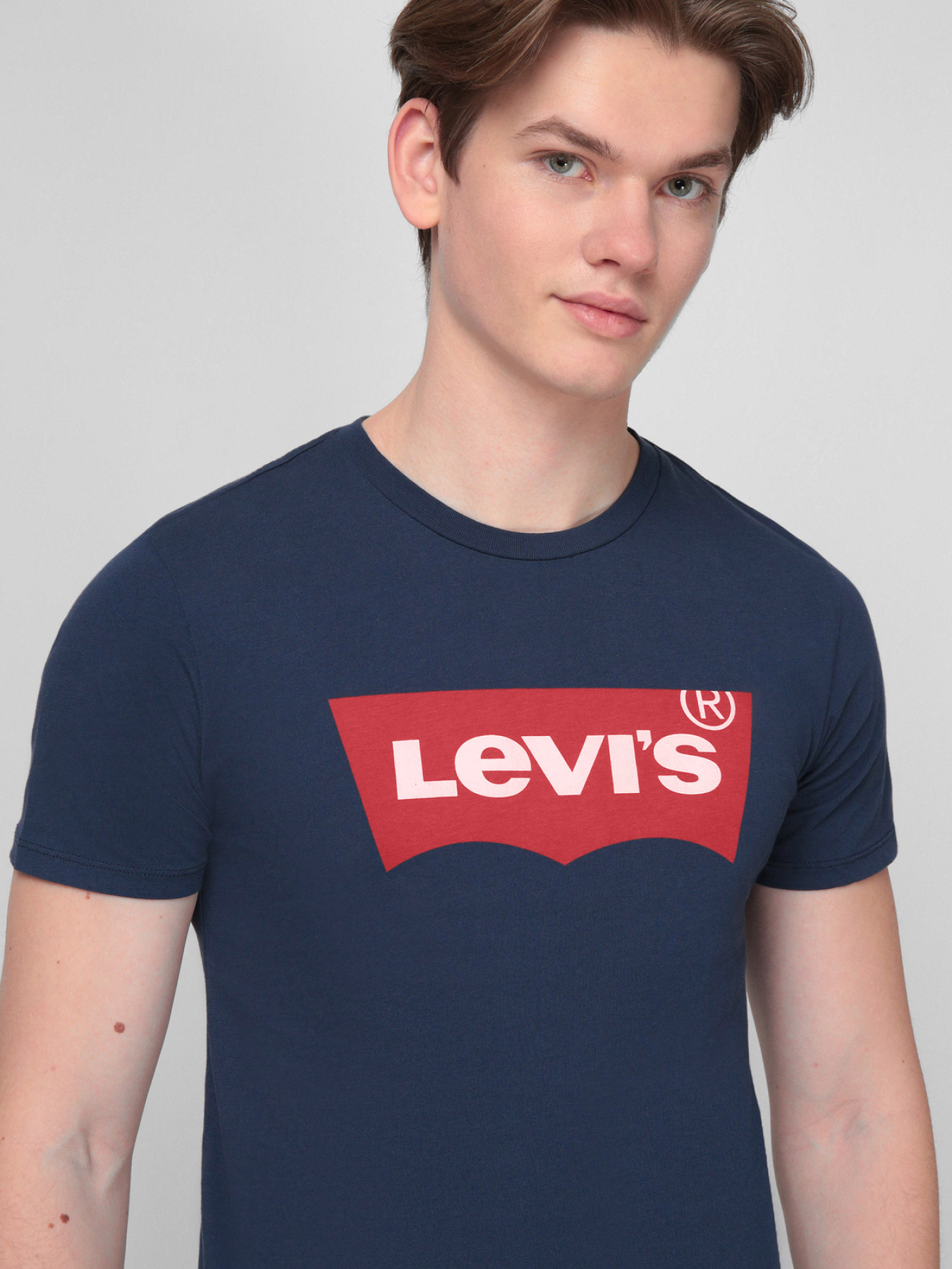 Мужская синяя футболка модель 17783;0139 Фото