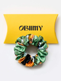 Резинка для волос из натурального шелка "Сочные воспоминания" Obiimy модель R-16 Фото