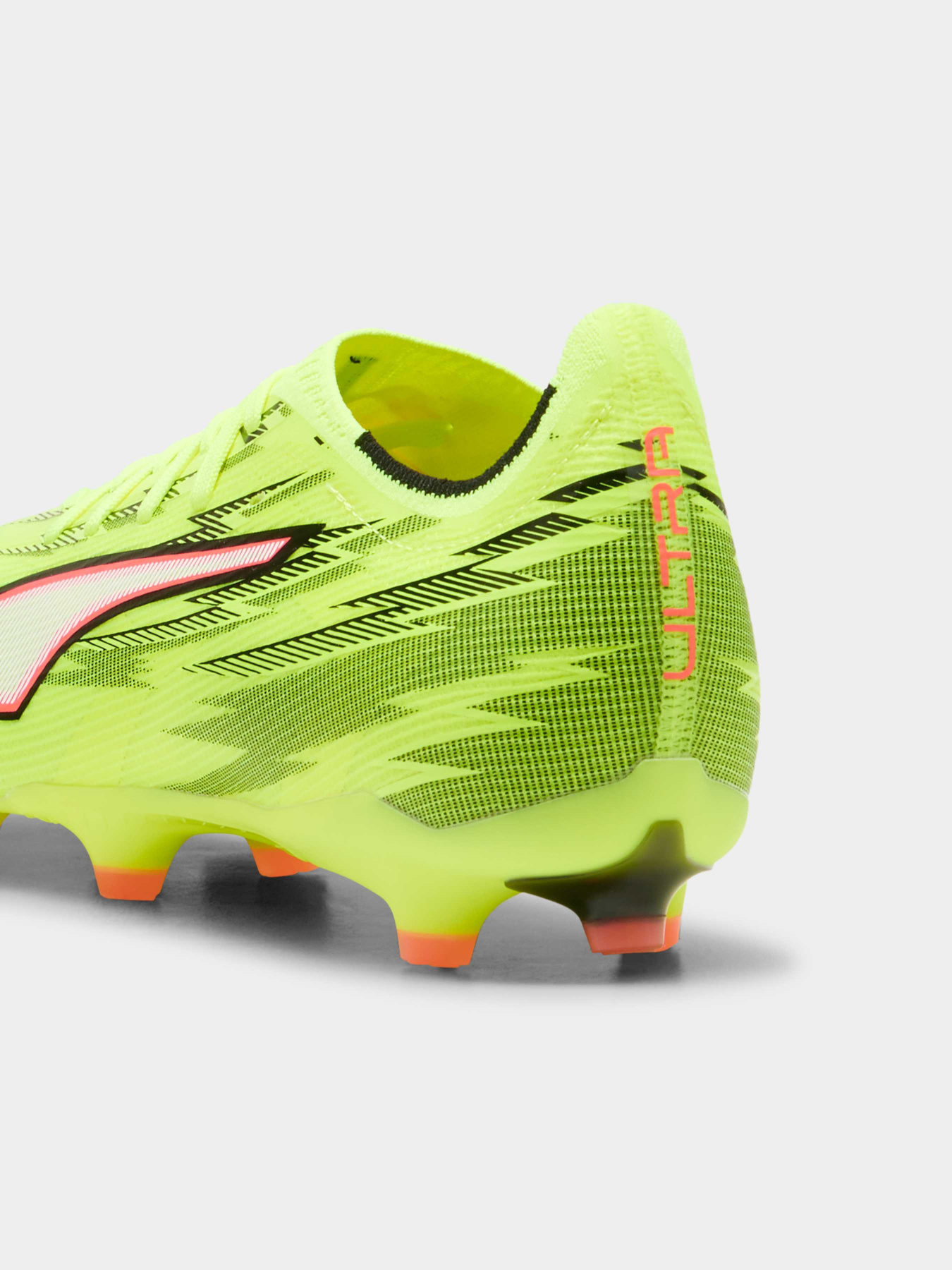 Бутси ULTRA 6 MATCH FG/AG Football Boots Unisex модель 108687 Фото