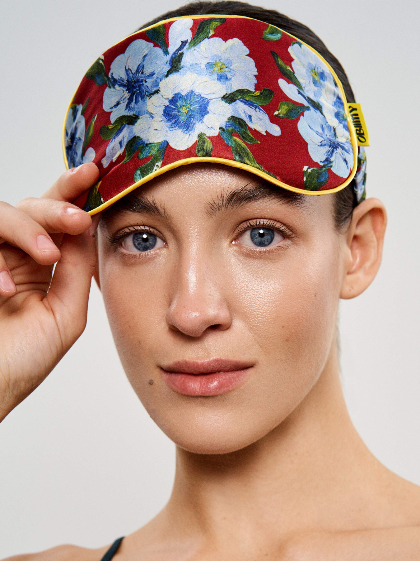 Маска для сна из итальянского шелка "Уверенность" модель M-11 Маска для сна из итальянского шелка "Уверенность" модель M-11 Фото