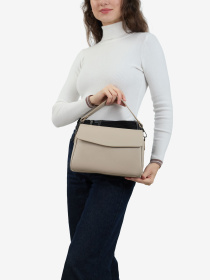 Сумка женская кожаная кросс-боди средняя Regina Notte Сrossbody модель 2000000285979 Фото