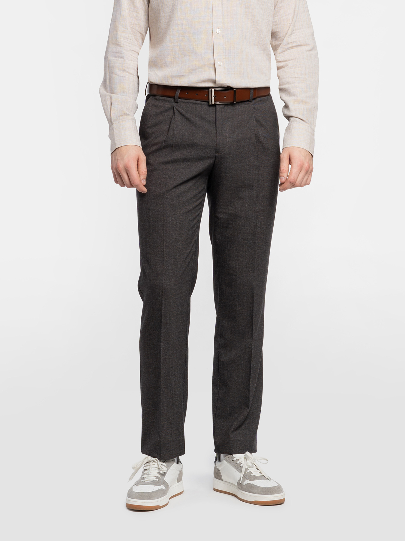 Чоловічі штани M01.02.38.611 Arber коричневі зі стрілками модель M01.02.38.611 Фото