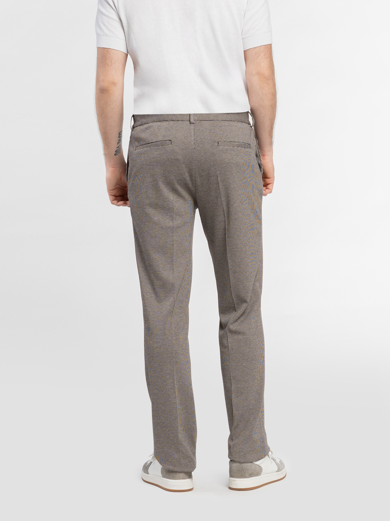 Чоловічі штани M01.07.16.611 Arber бежеві зі стрілками трикотажні модель M01.07.16.611 Фото