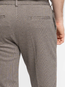 Чоловічі штани M01.07.16.611 Arber бежеві зі стрілками трикотажні модель M01.07.16.611 Фото