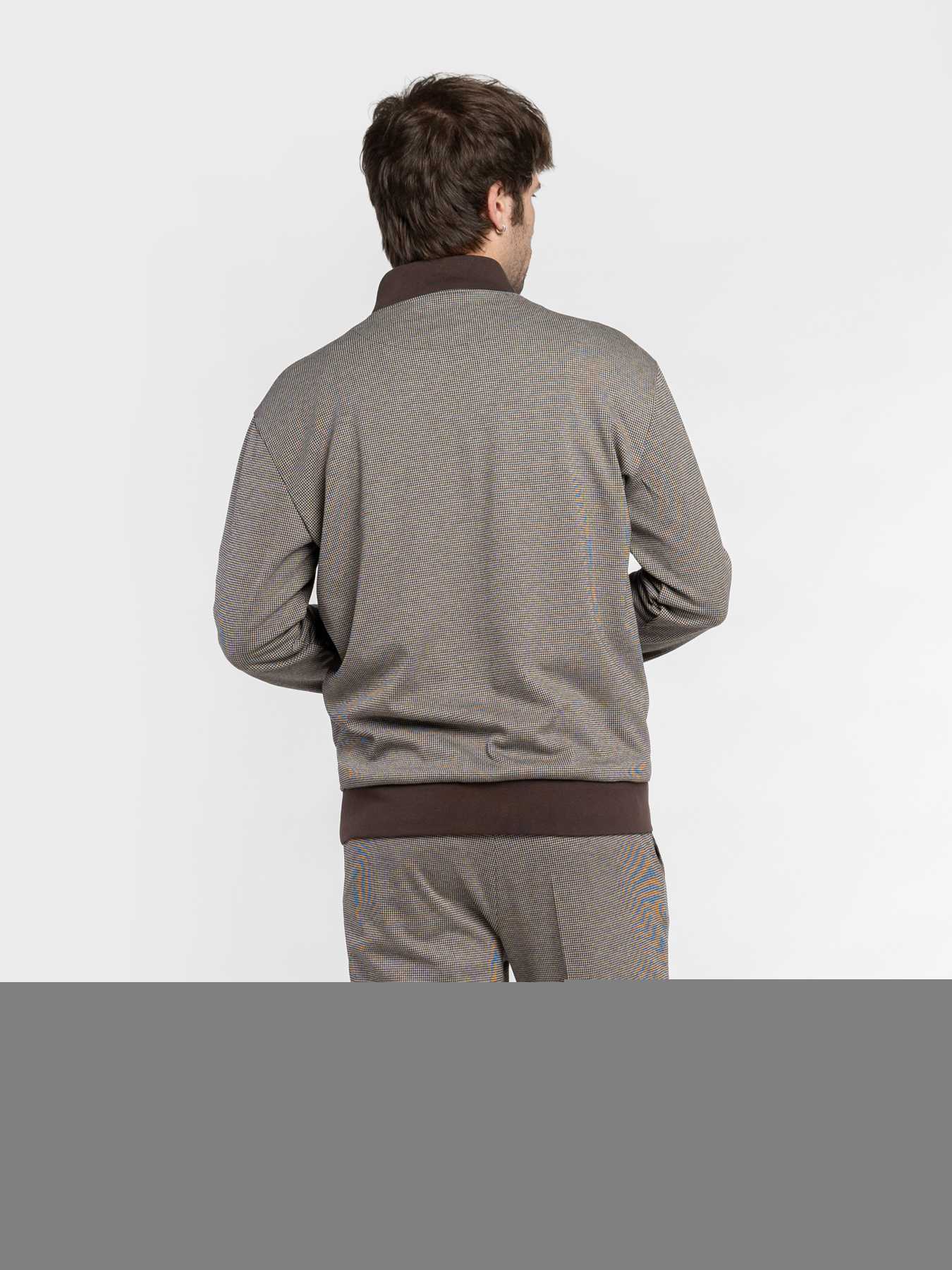 Бомбер чоловічий M17.07.16.611 Arber бежевий трикотажний модель M17.07.16.611 Фото