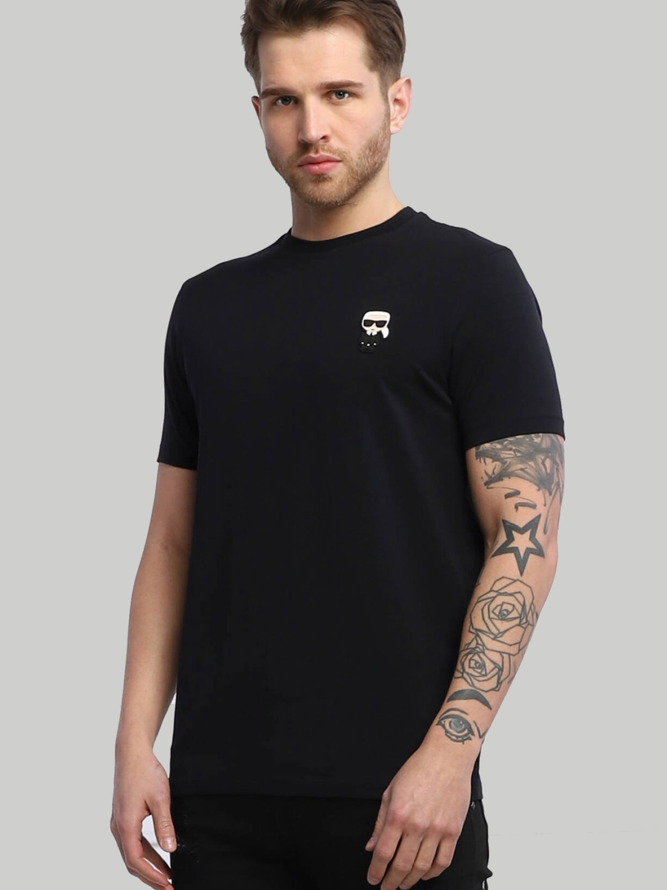 Футболка Karl Lagerfeld модель 500221.755027;690 Футболка Karl Lagerfeld модель 500221.755027;690 Фото