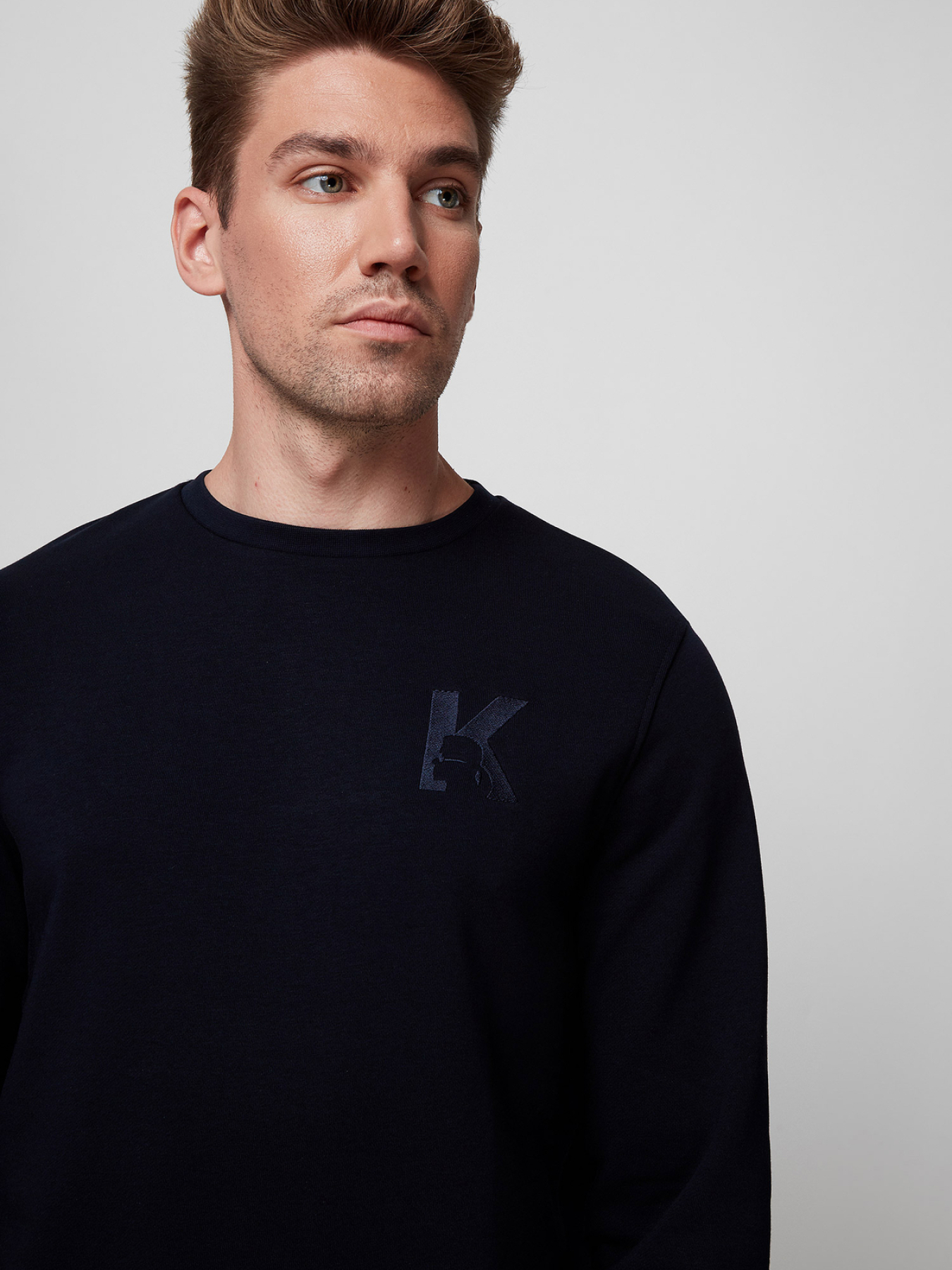 Спортивна кофта Karl Lagerfeld модель 500900.705890;690 Спортивна кофта Karl Lagerfeld модель 500900.705890;690 Фото