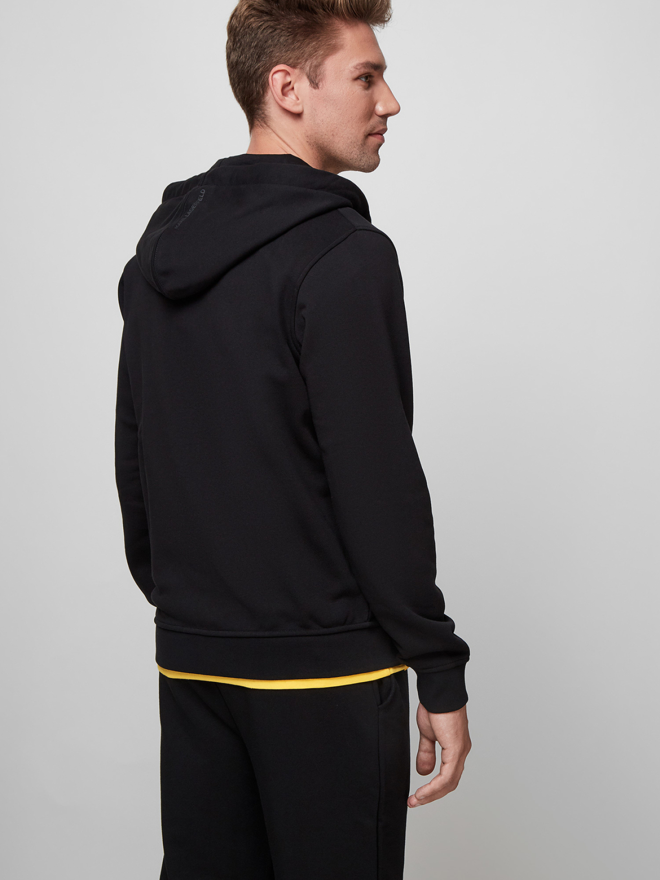 Спортивная кофта Karl Lagerfeld модель 500900.705892;990 Фото