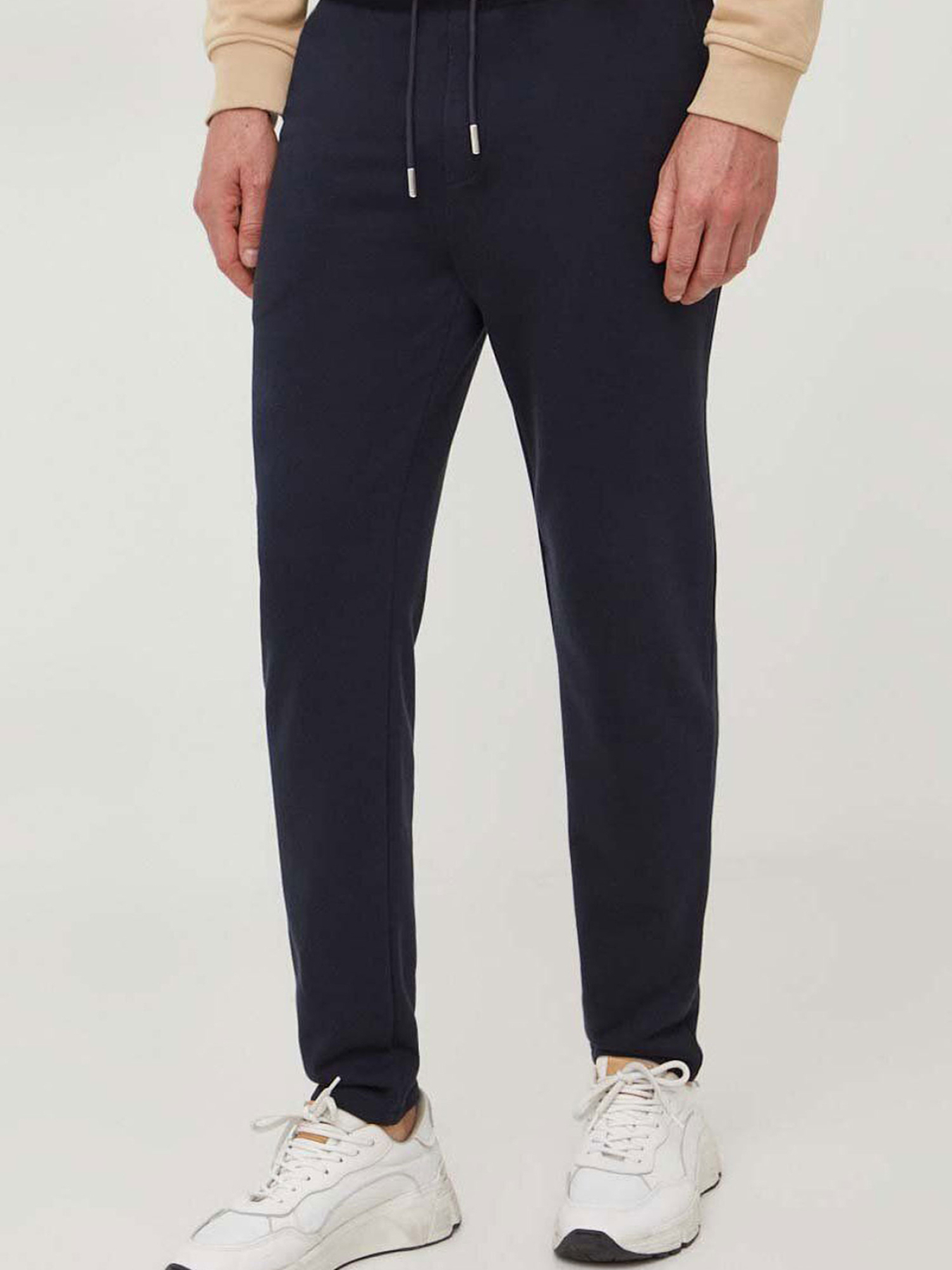 Штаны спортивные Karl Lagerfeld модель 500900.705894;690 Фото