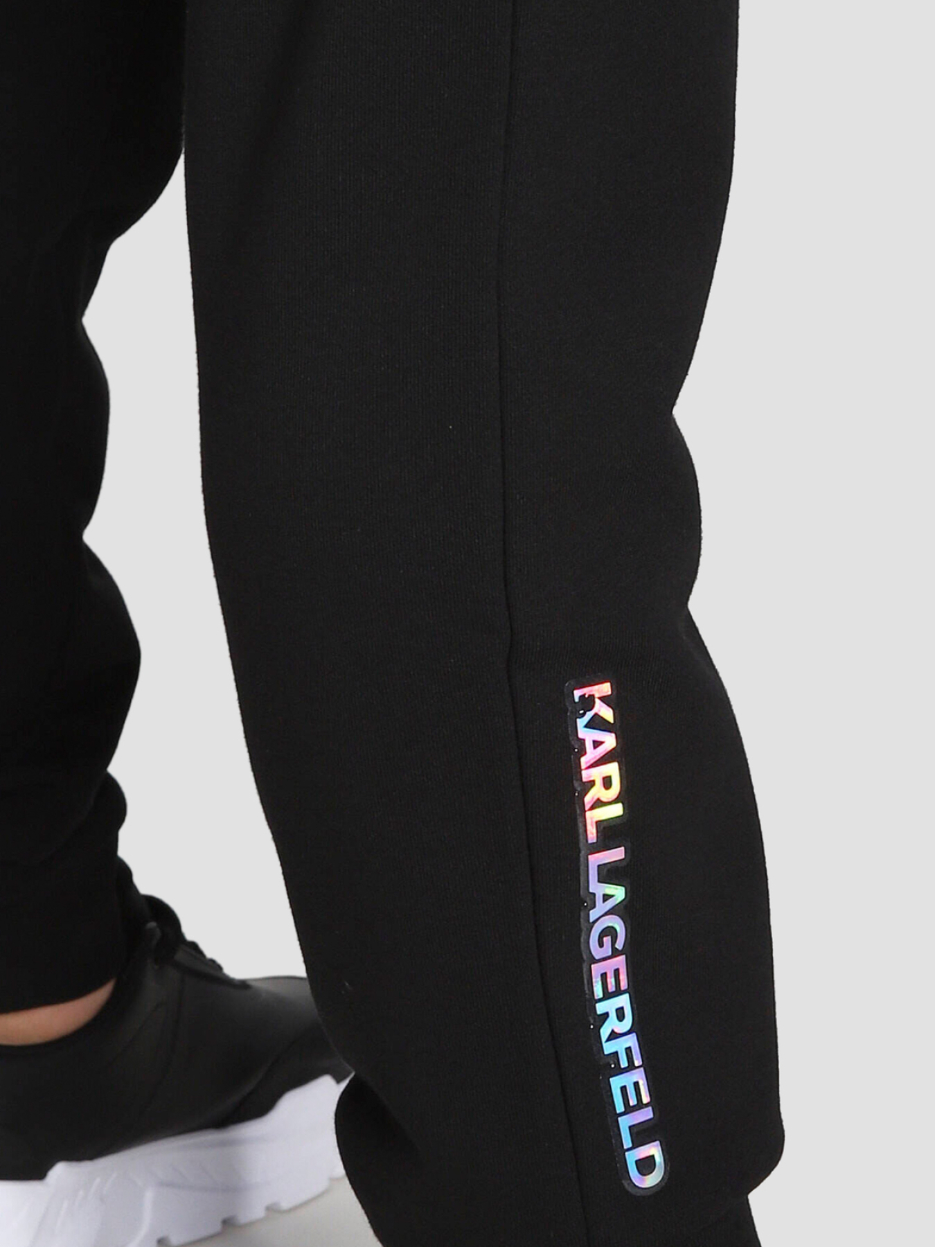 Спортивні штани Karl Lagerfeld модель 523910.705091;990 Фото