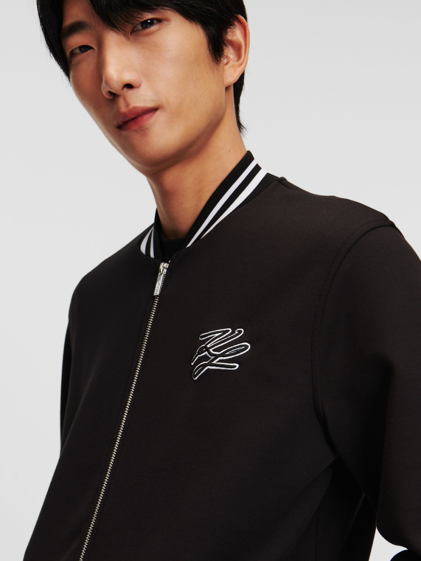 Спортивная кофта Karl Lagerfeld модель 543904.705410;990 Фото