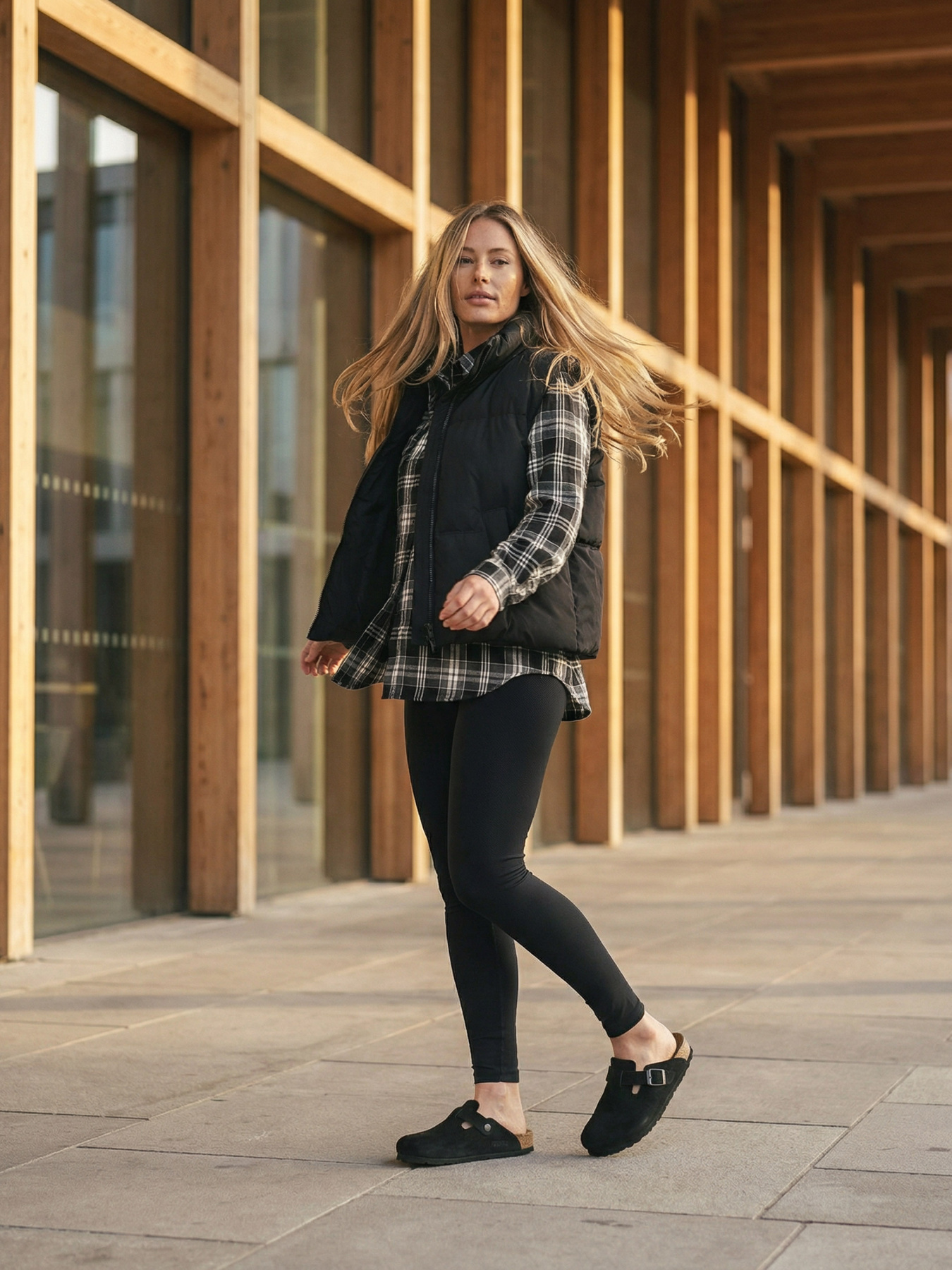 Утеплений жилет Seventeen модель 2356.6608 Утеплений жилет Seventeen модель 2356.6608 Фото