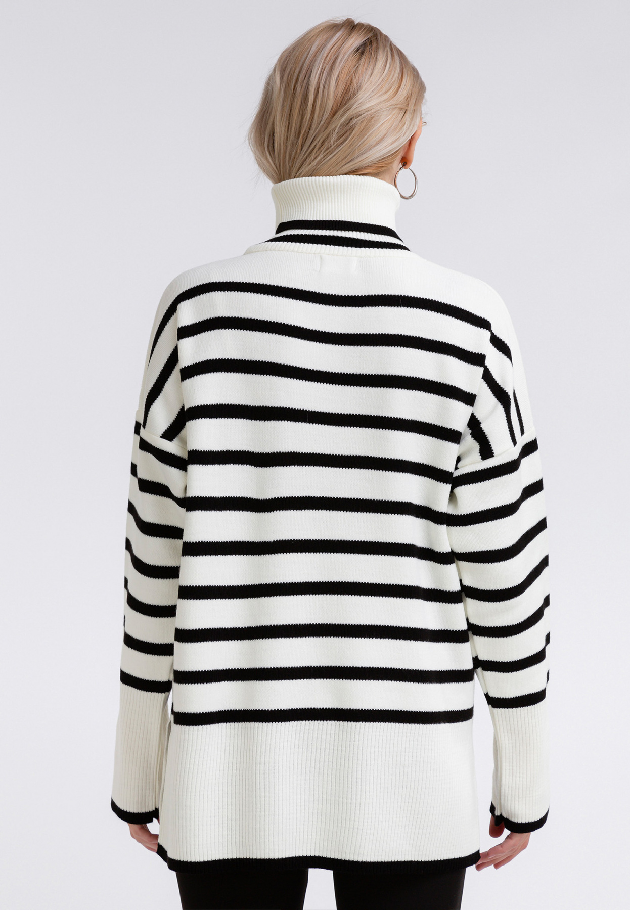 Свитер Romashka модель 399004903072 Фото