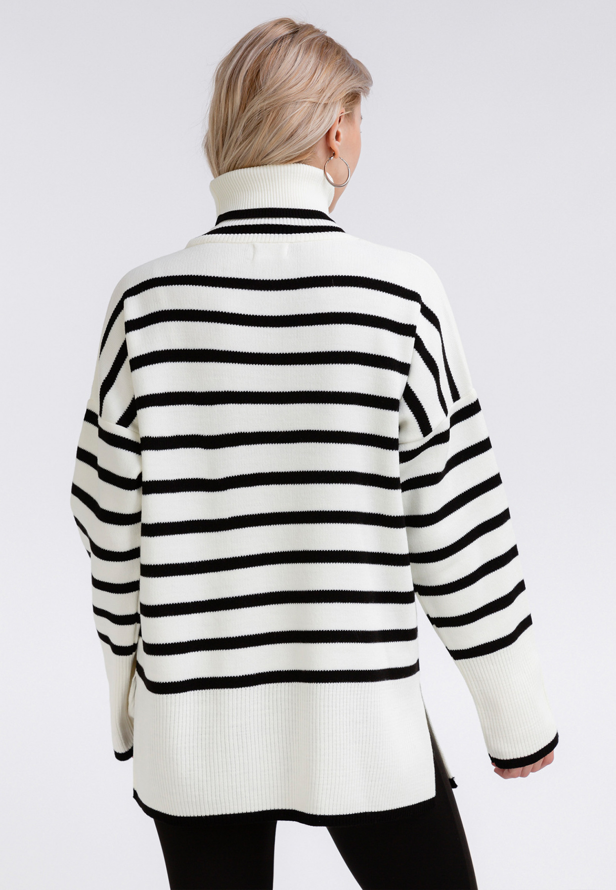 Свитер Romashka модель 399004903072 Фото