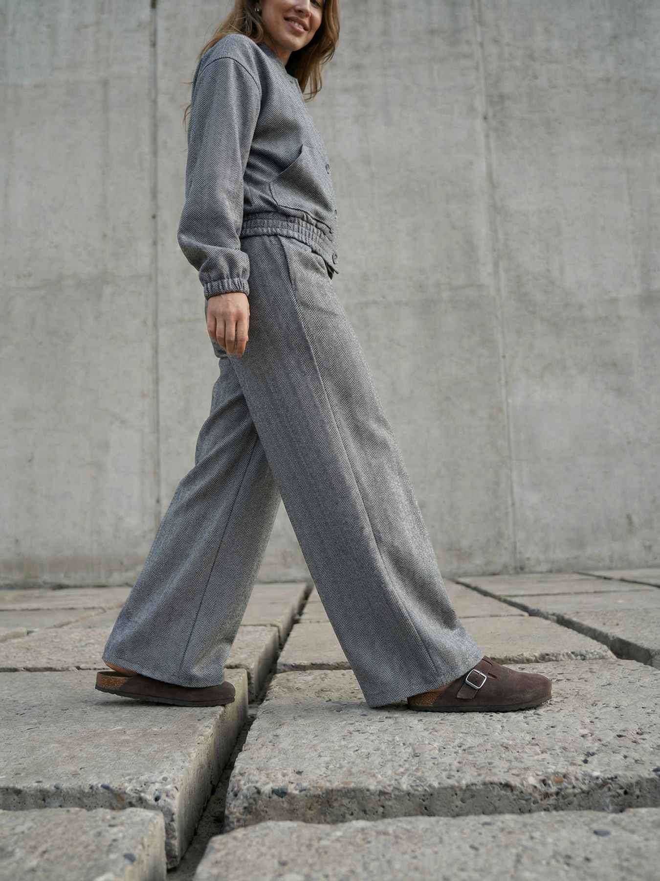 Брюки модель 2374.6626 Фото