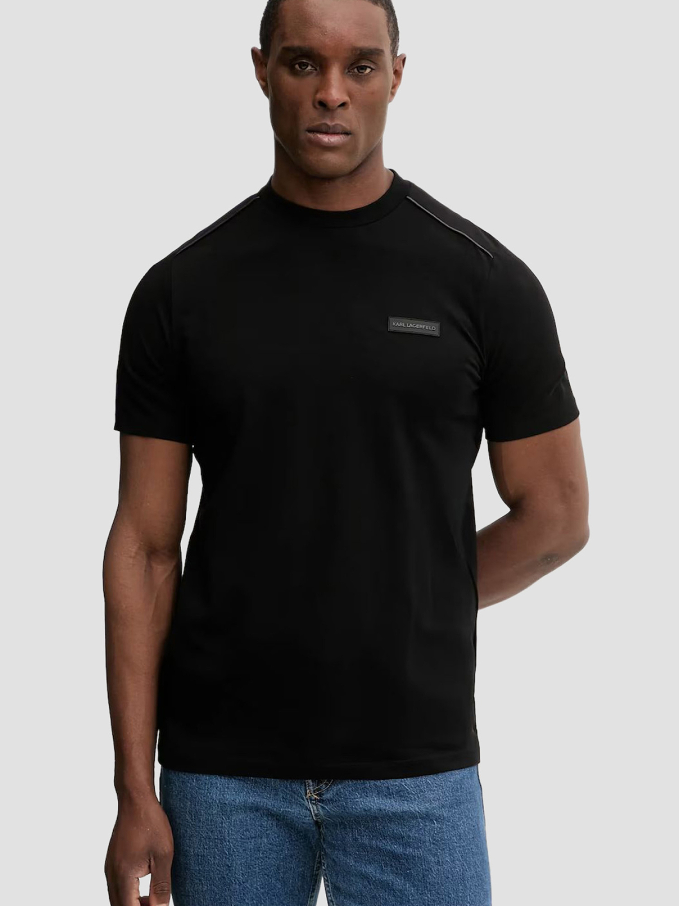 Футболка Karl Lagerfeld модель 561221.755020;990 Футболка Karl Lagerfeld модель 561221.755020;990 Фото