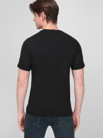 Мужская черная футболка модель 56605;0009 Фото
