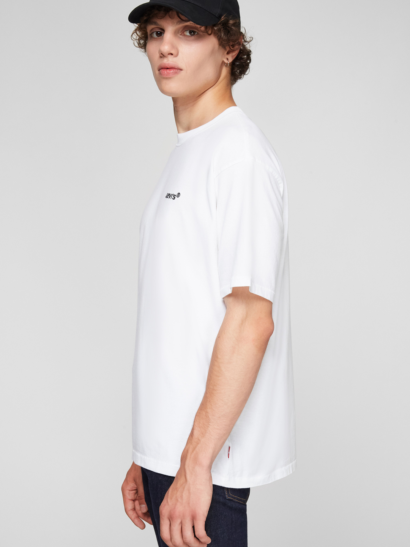 Мужская белая футболка модель A0637;0000 Фото