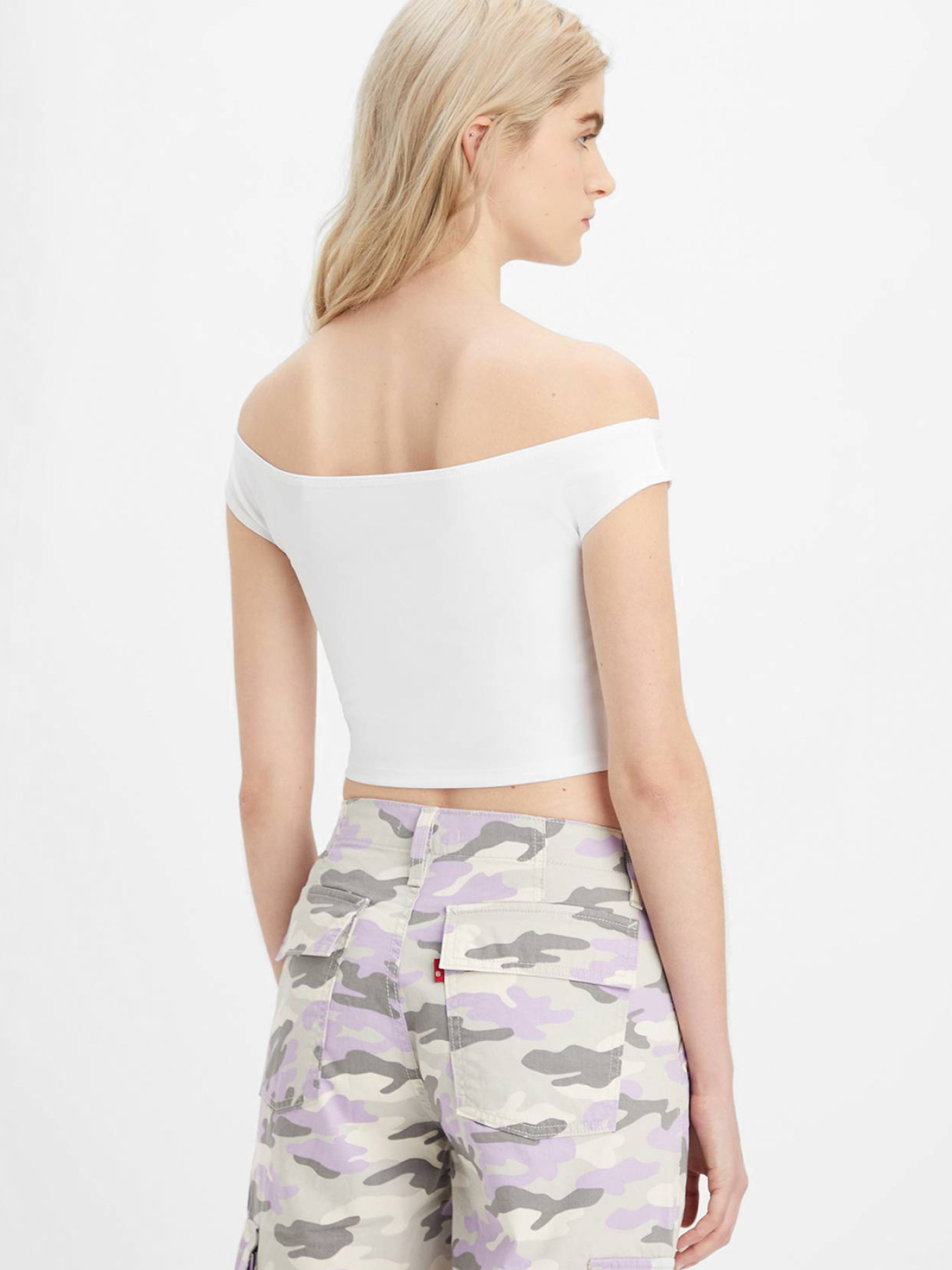 Топ Levi's модель A6038;0000 Фото