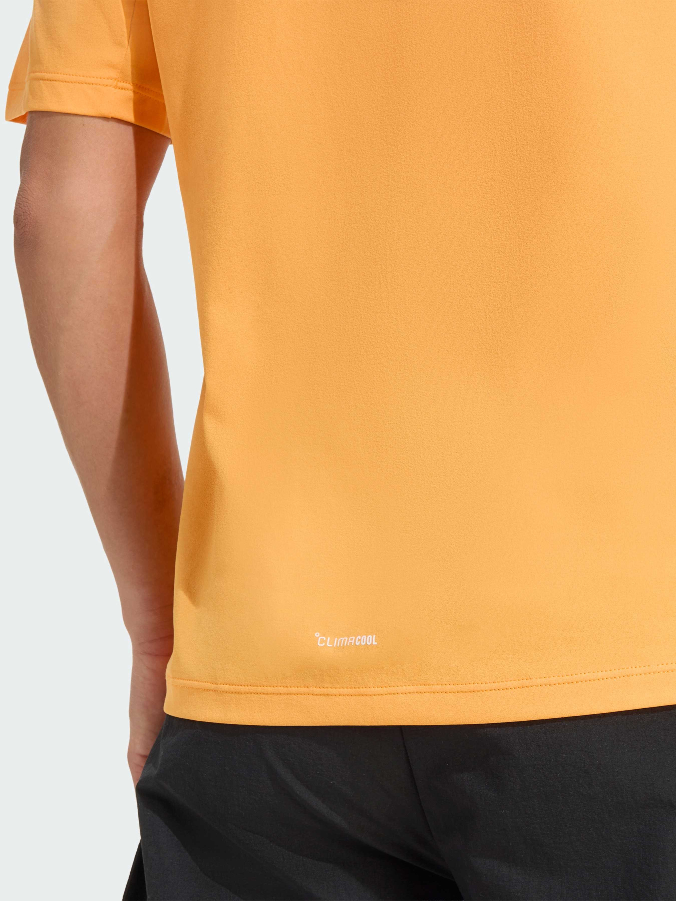 Футболки і поло Adidas модель KB4665 Фото