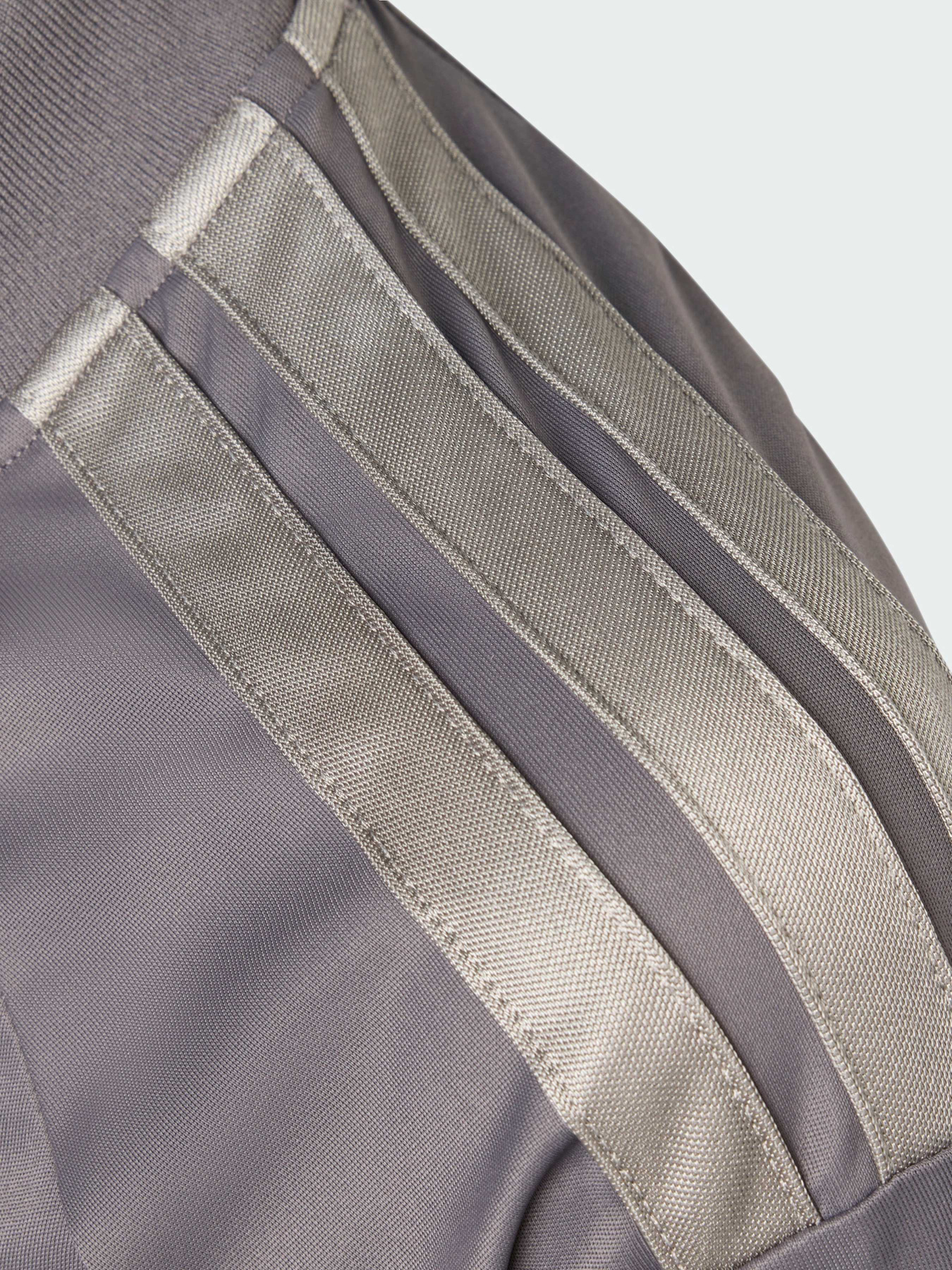 Джерсі AUDI FORMULA ONE TEAM DRIVER REPLICA модель KF0931 Фото