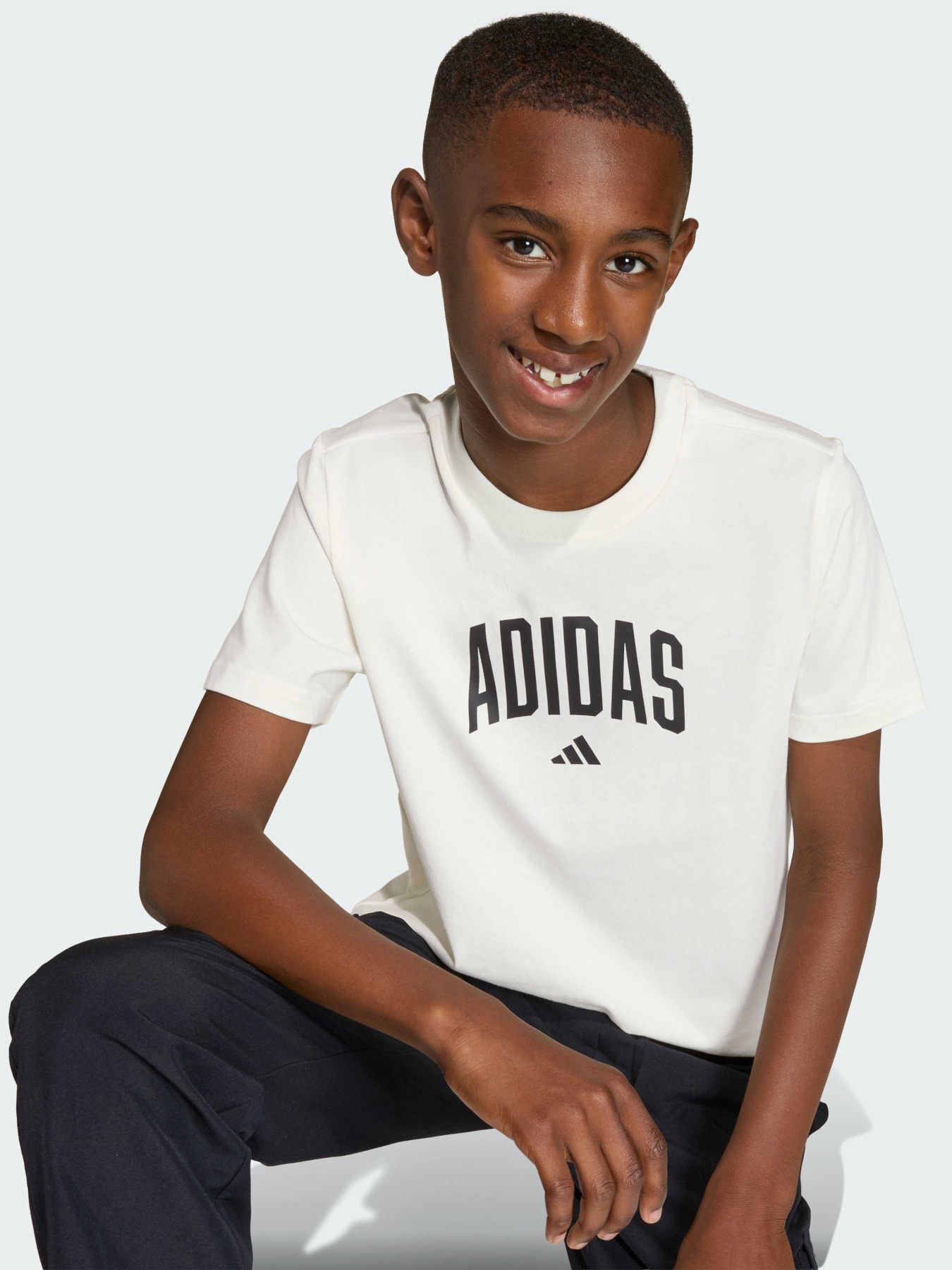 Футболка Collegiate Graphic Kids модель KE1347 Футболка Collegiate Graphic Kids модель KE1347 Фото