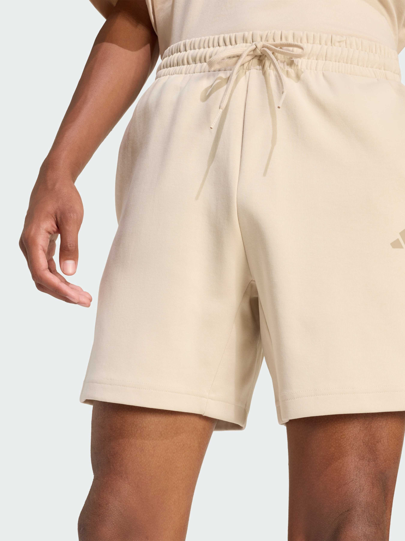 Повседневные шорты Adidas модель KD7659 Фото